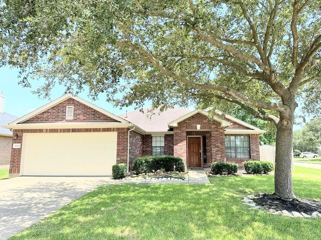 21502 Oakbridge Park Lane