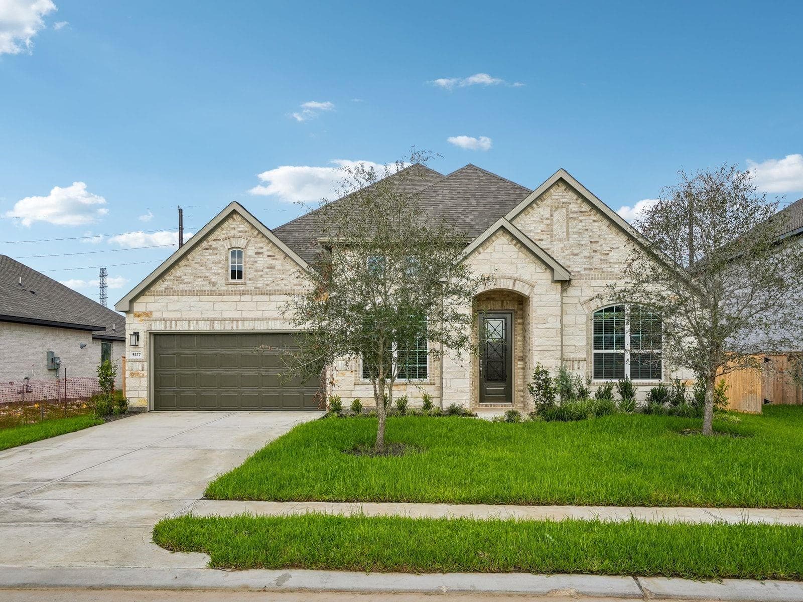 5127 Autumn Hills Trail