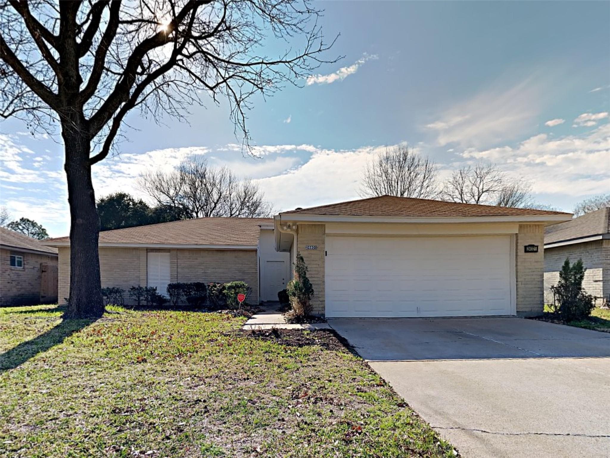 24031 Griffin House Lane