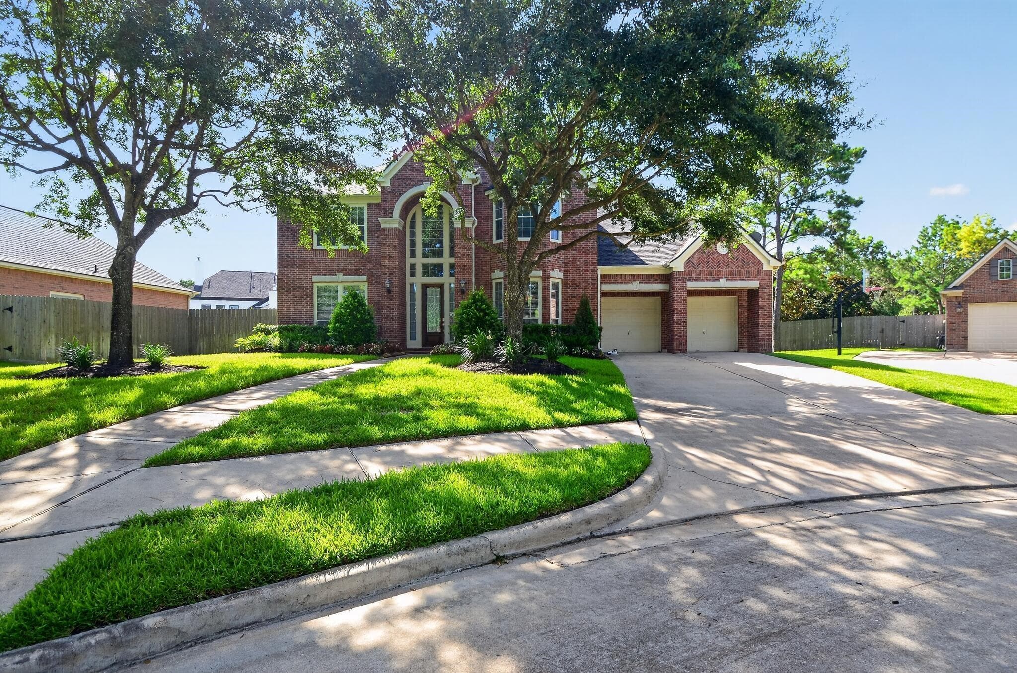 4711 Kings Landing Lane