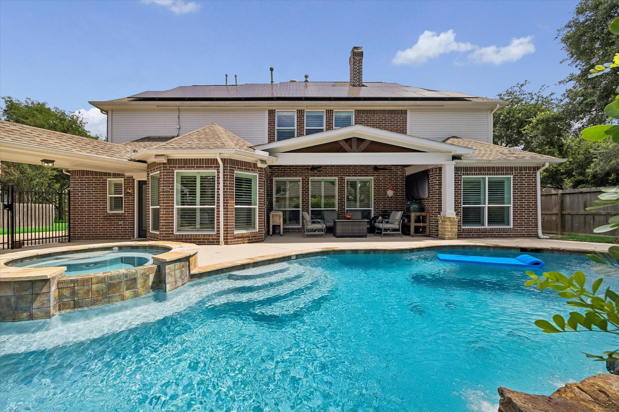 26 Epping Forest Way