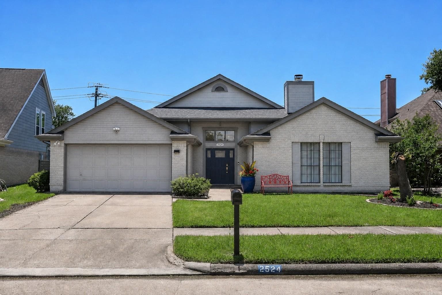 2524 Hadley Circle