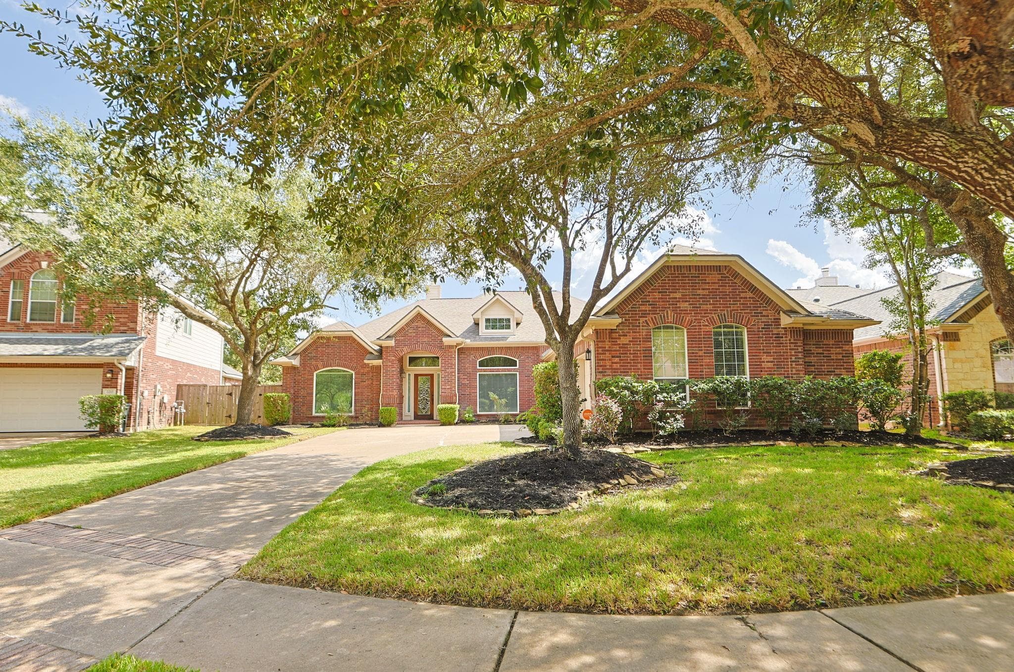2215 Dorman Court
