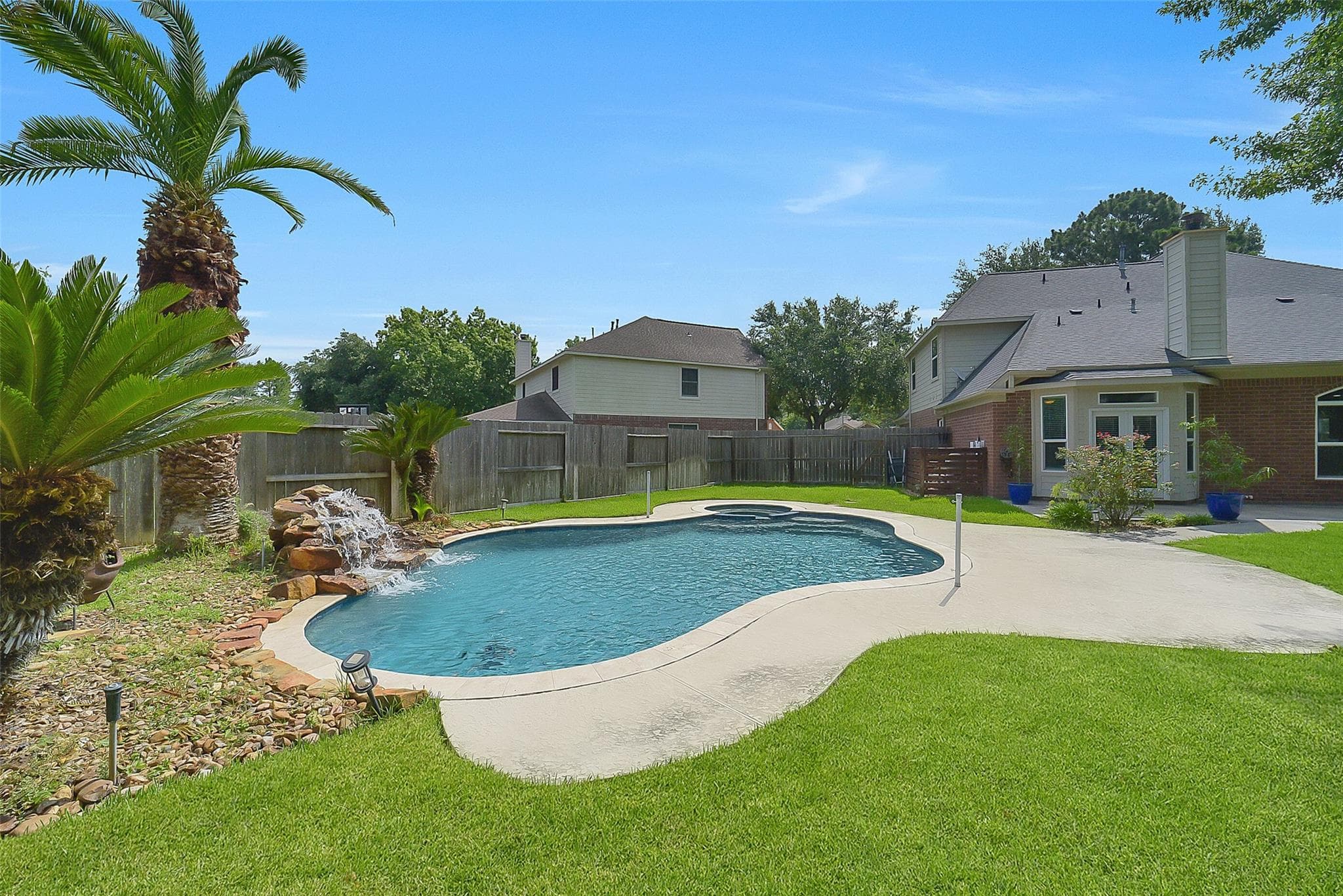 5810 Centennial Glen Drive