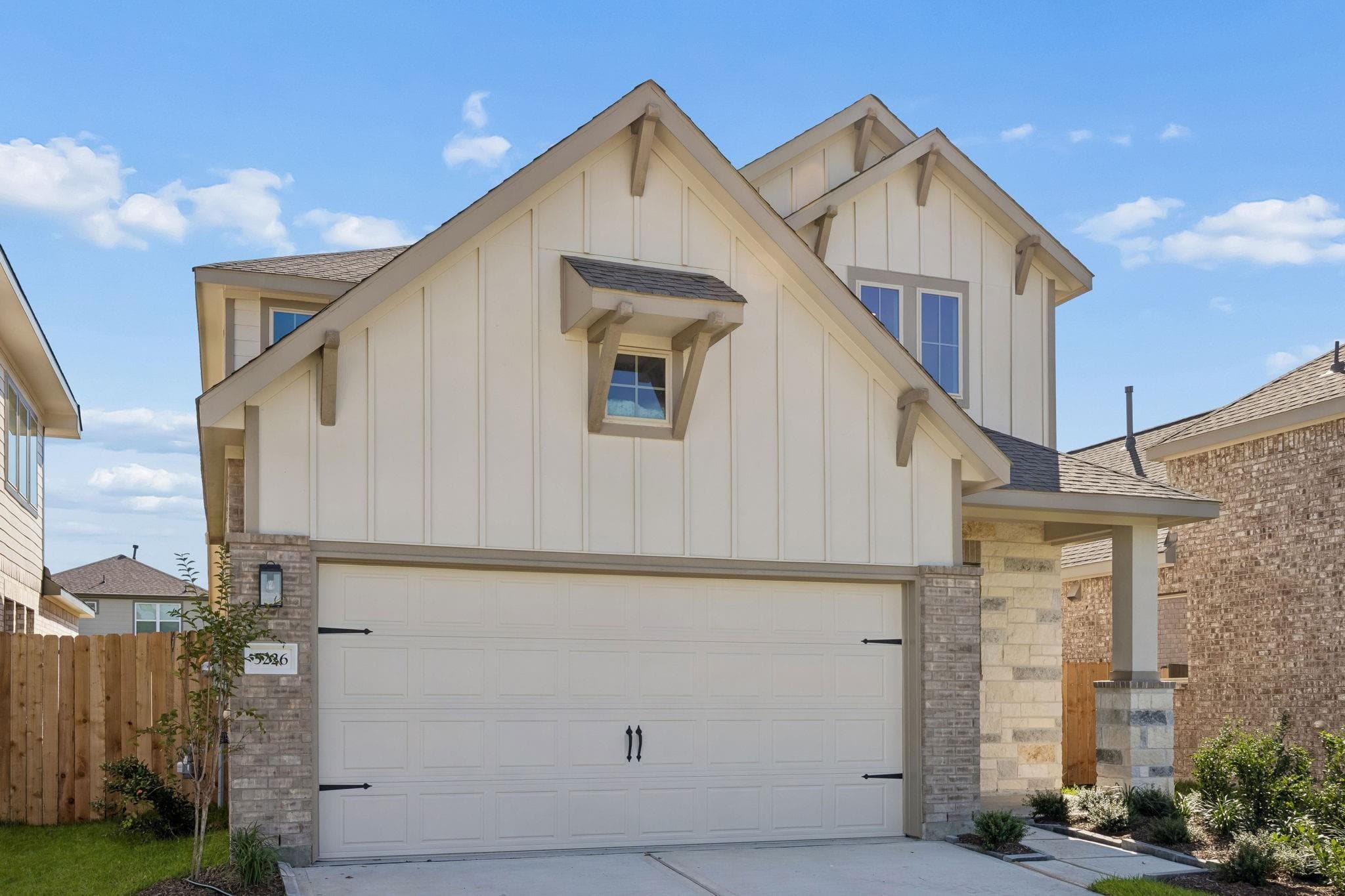 5226 Swaying Reed Lane