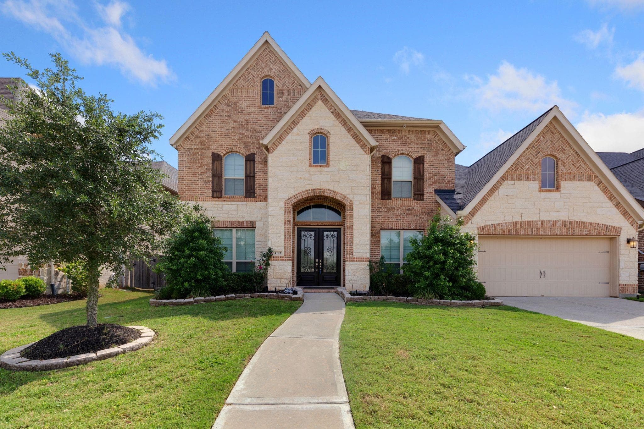4123 Abigail Way