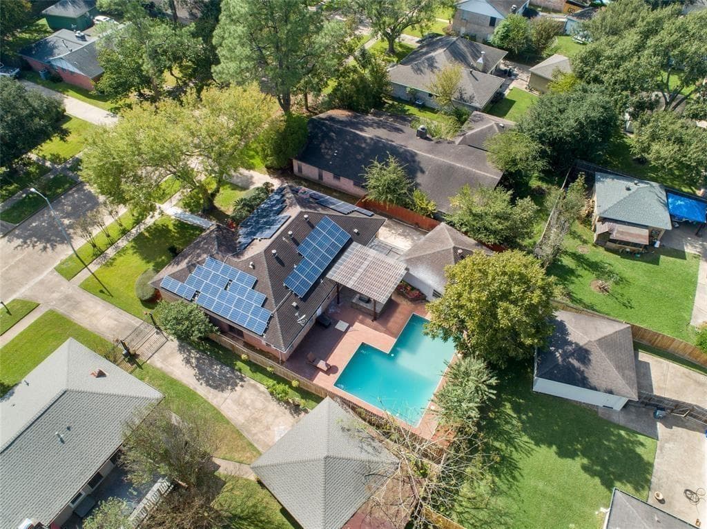 22122 Woodrose Drive