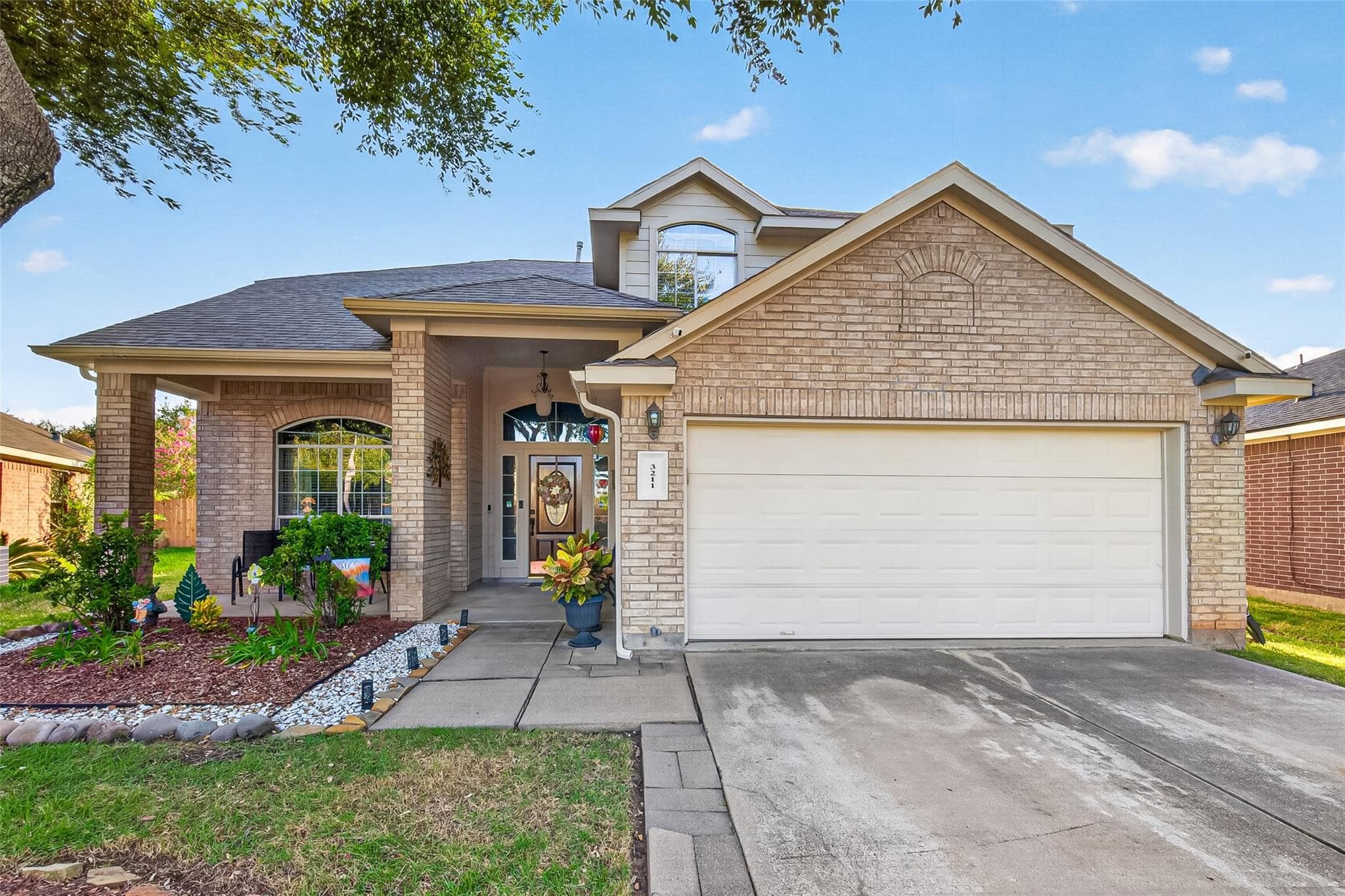 3211 Painted Meadow Circle