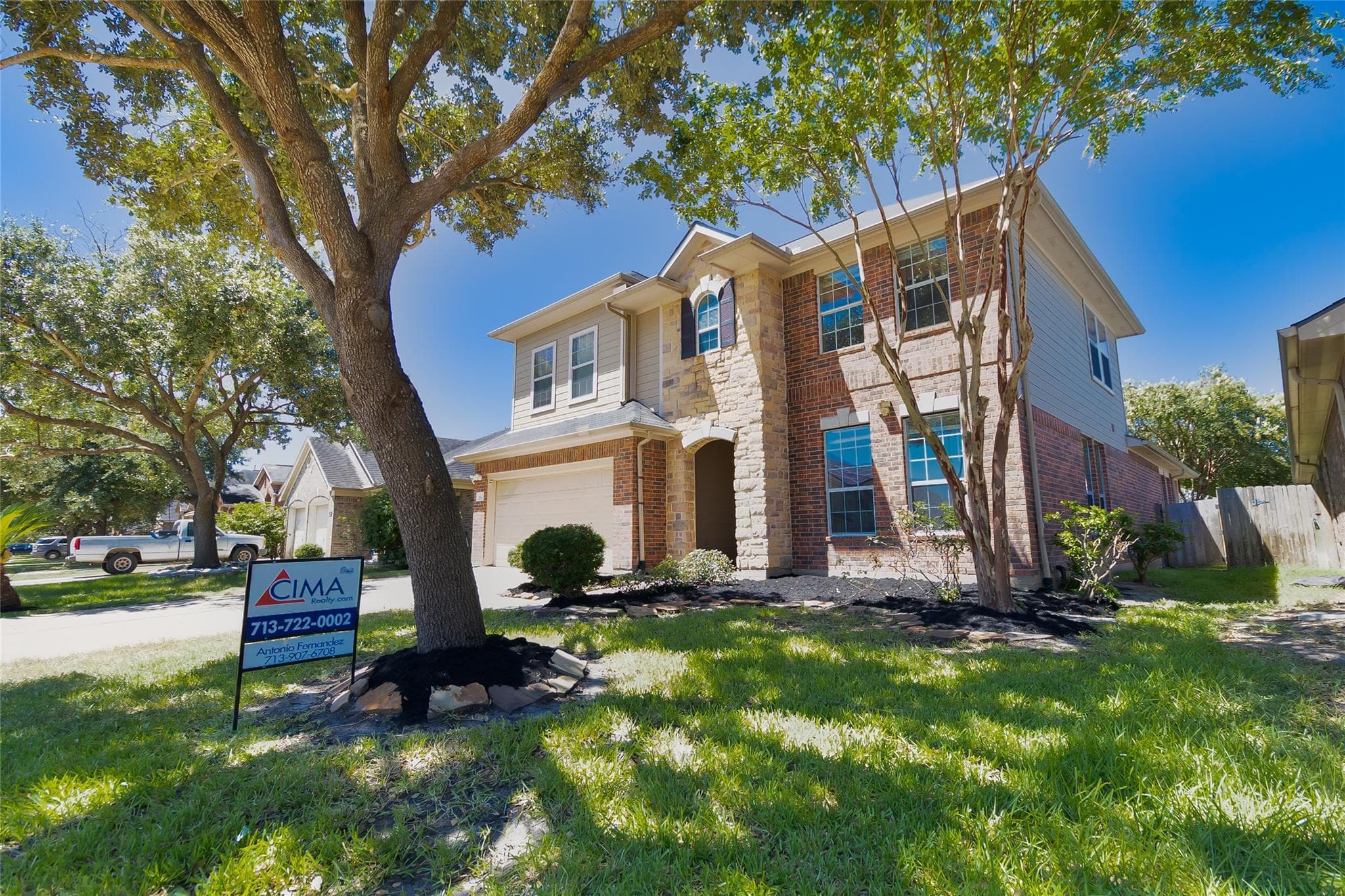 2843 Lakecrest Forest Drive