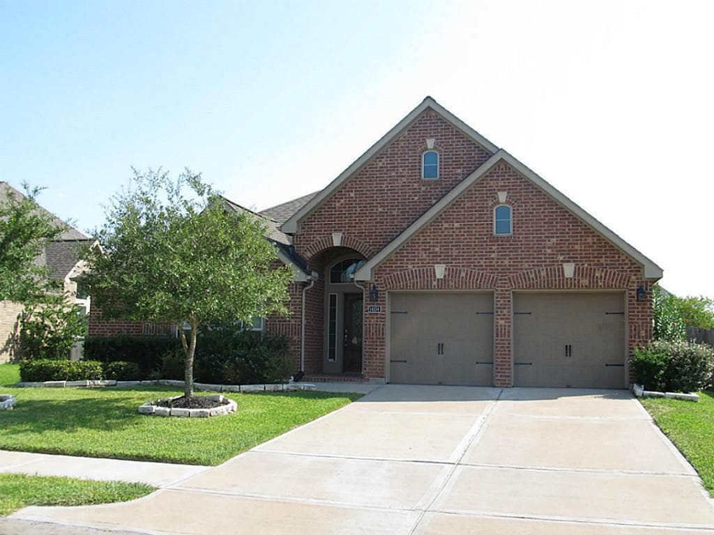 14104 Green Thicket Drive