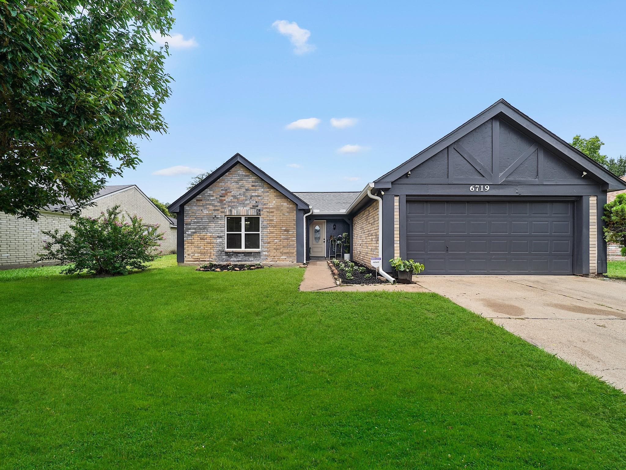 6719 Prairie Village Drive