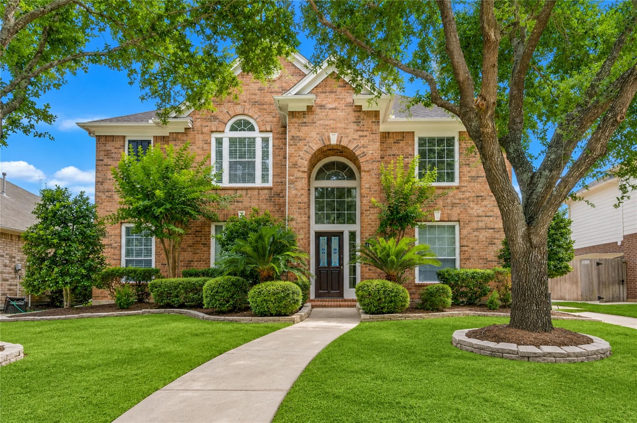 4426 Desert Cliff Court