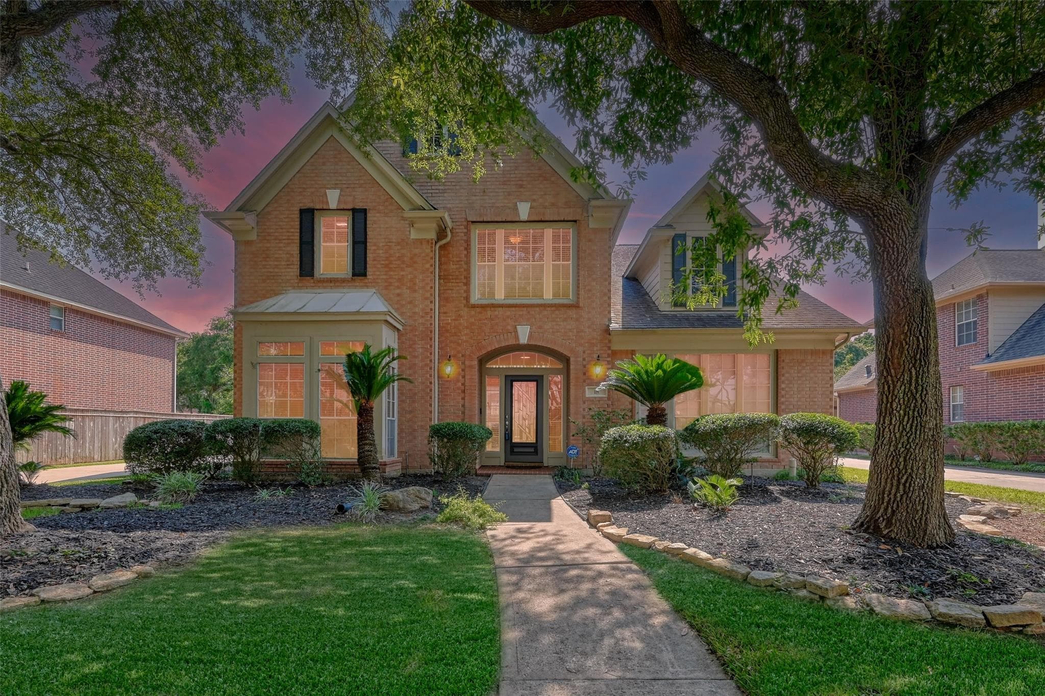 18 Turtle Creek Manor