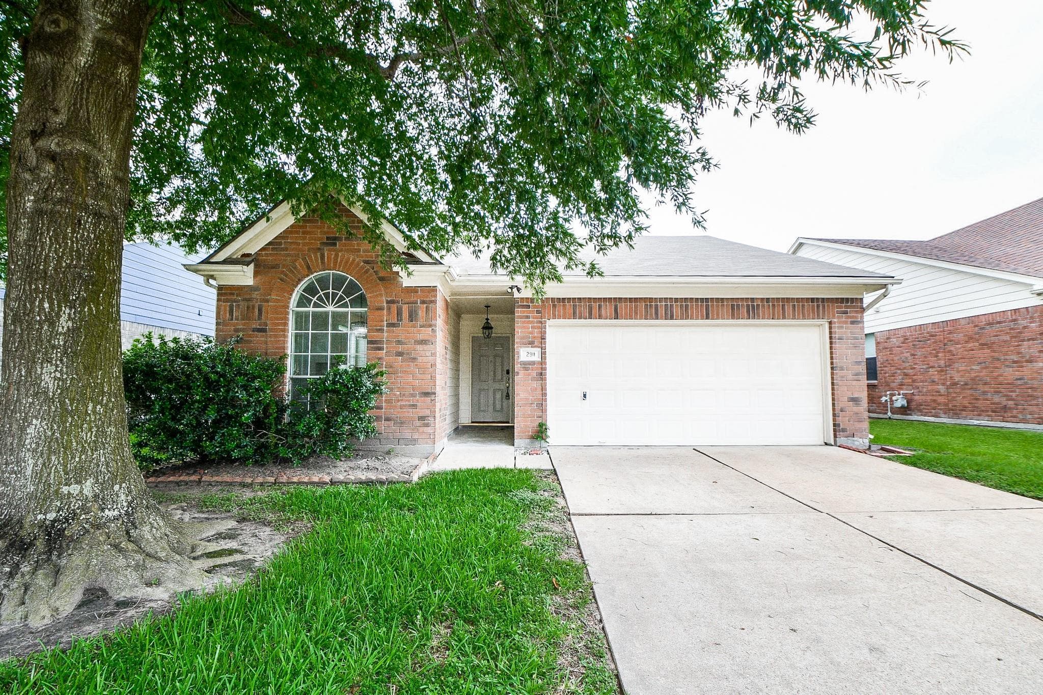 2911 Copper Cliff Drive