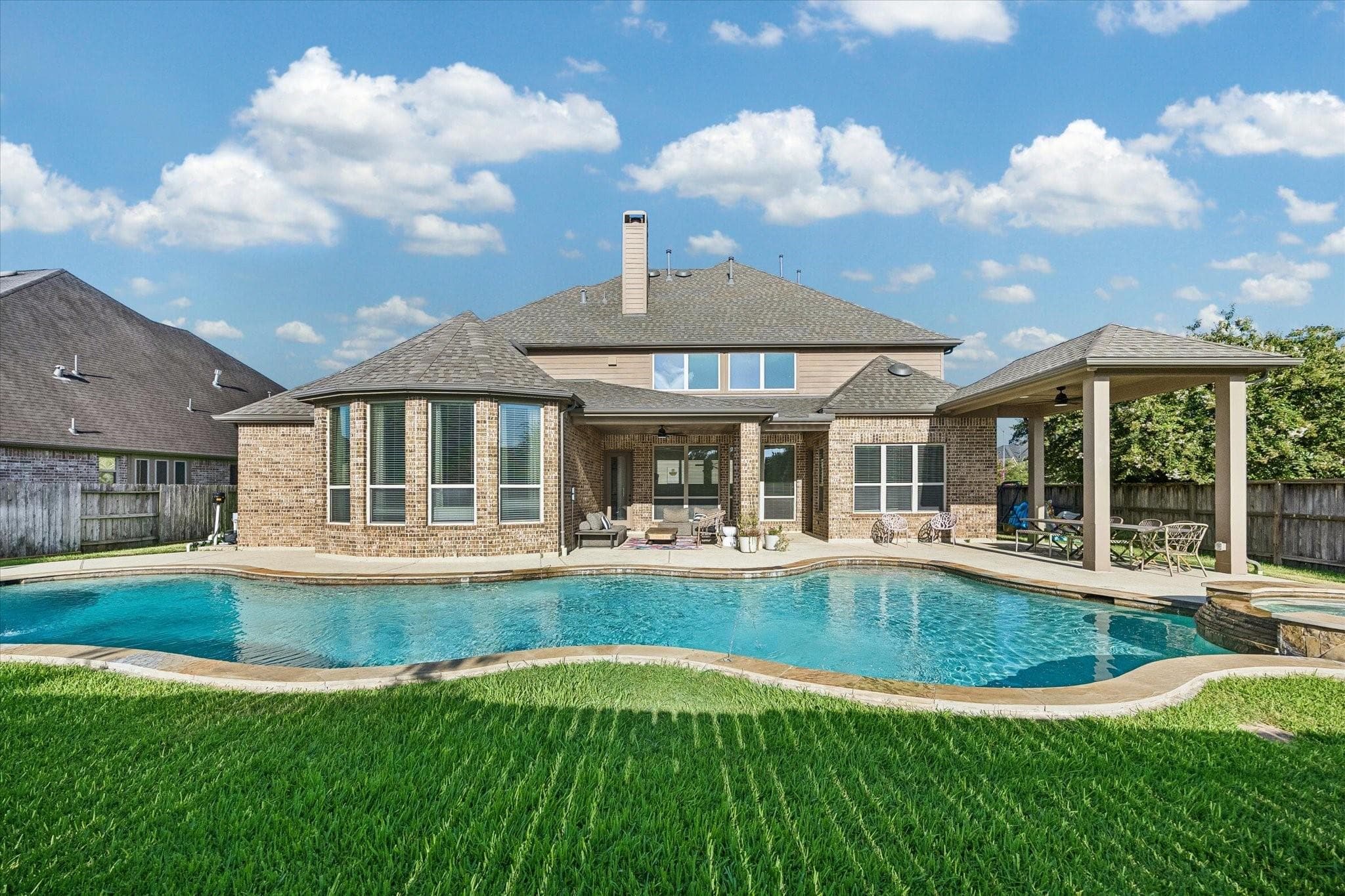 2303 Draycutt Drive