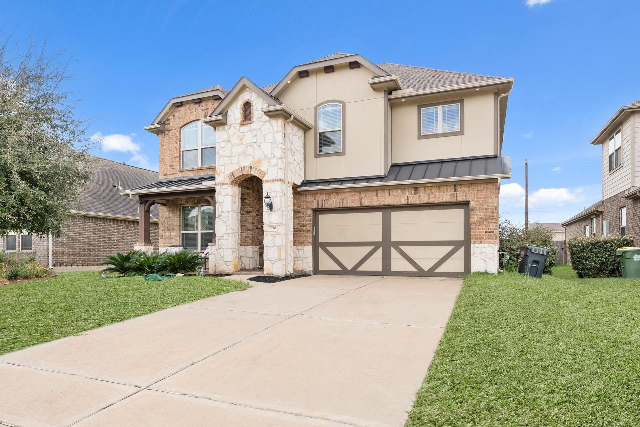 2710 Park Crossing