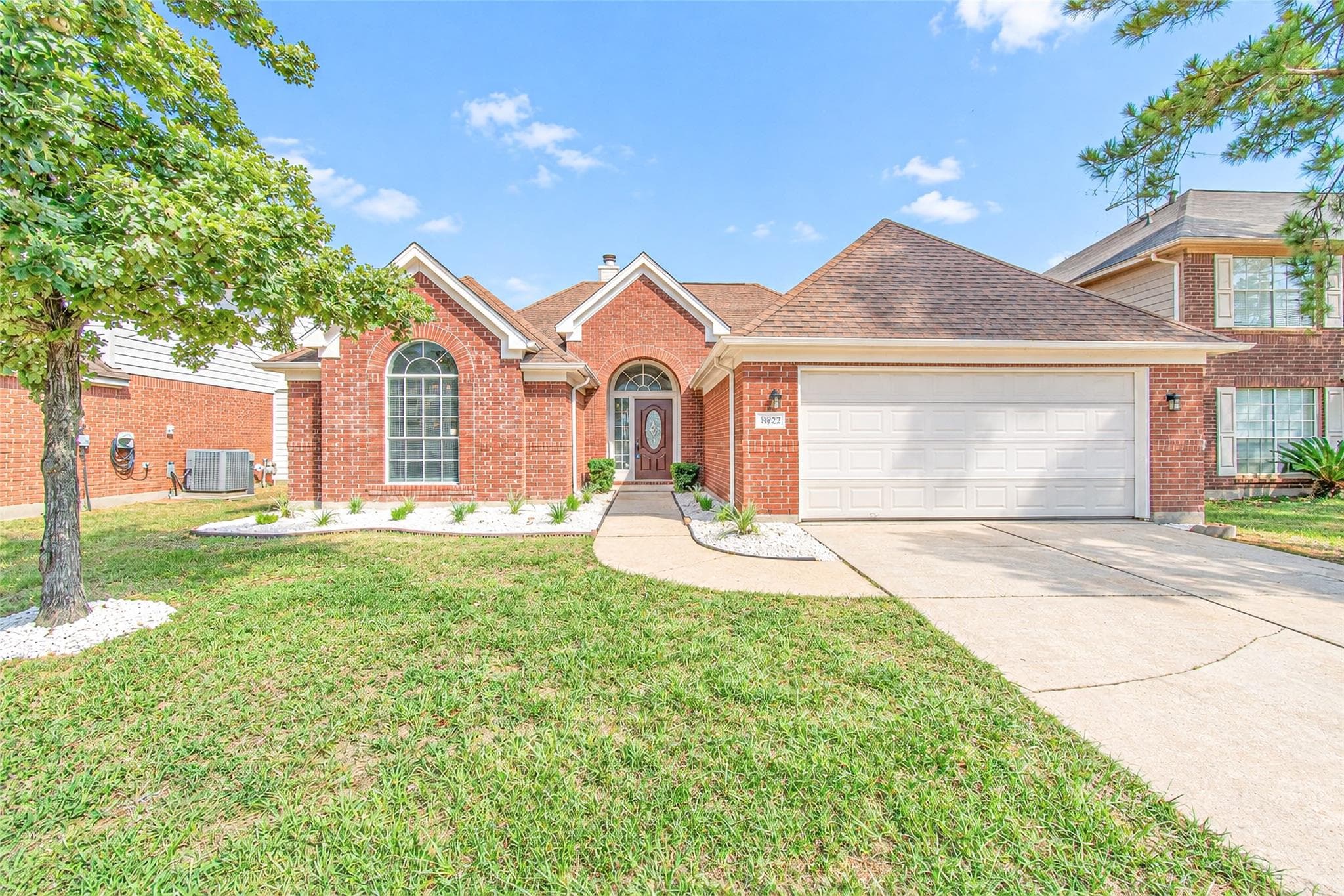 18422 N Willow Bluff Road