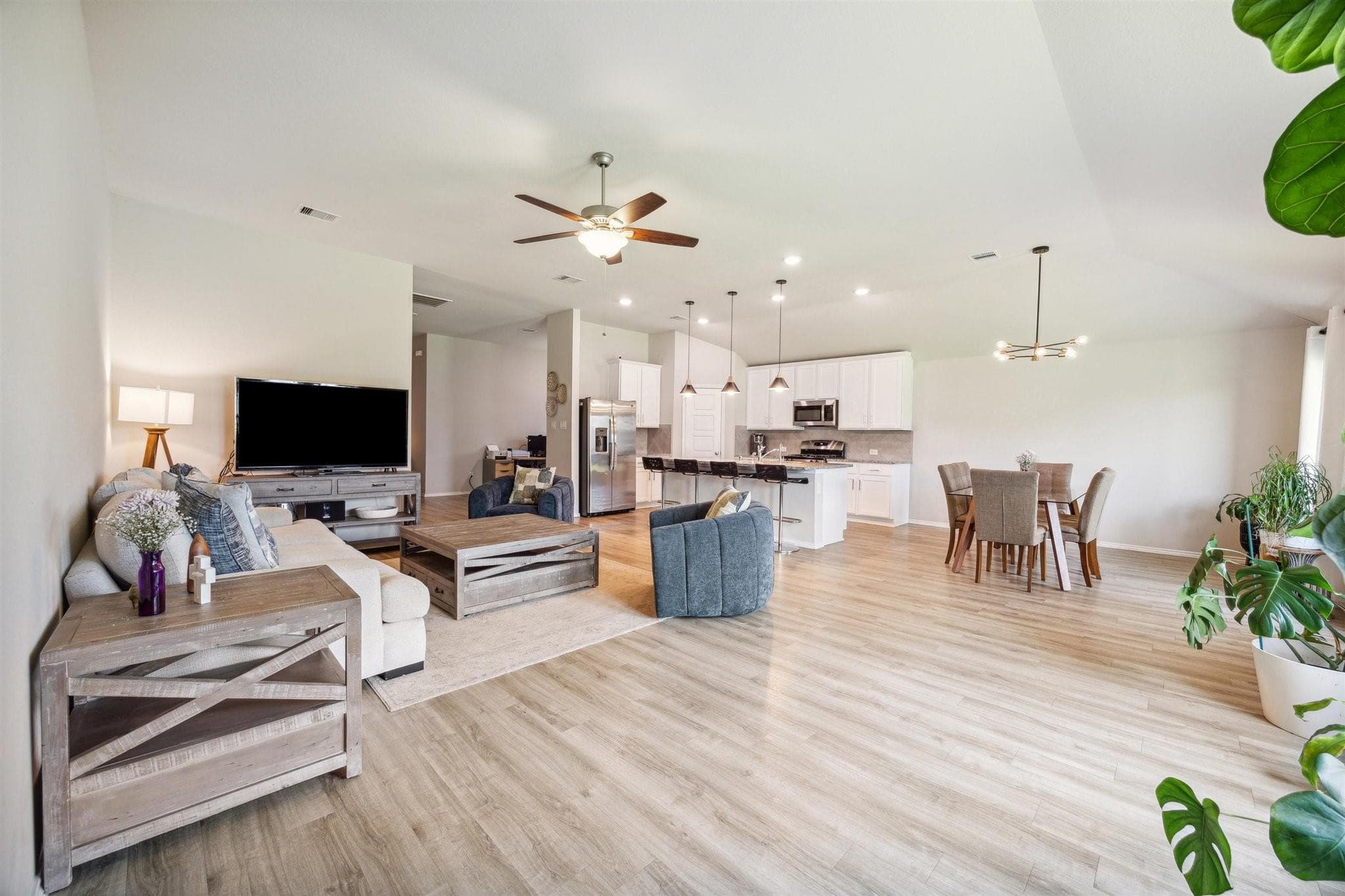 6414 Fiddlewood Thicket Lane