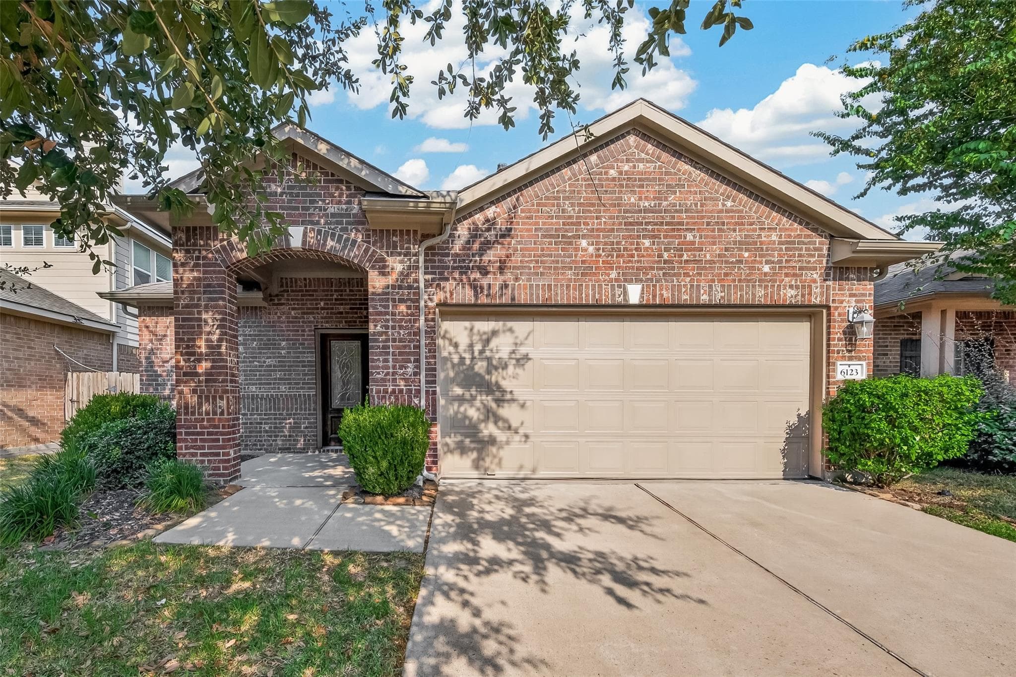 6123 Carver Pines Drive