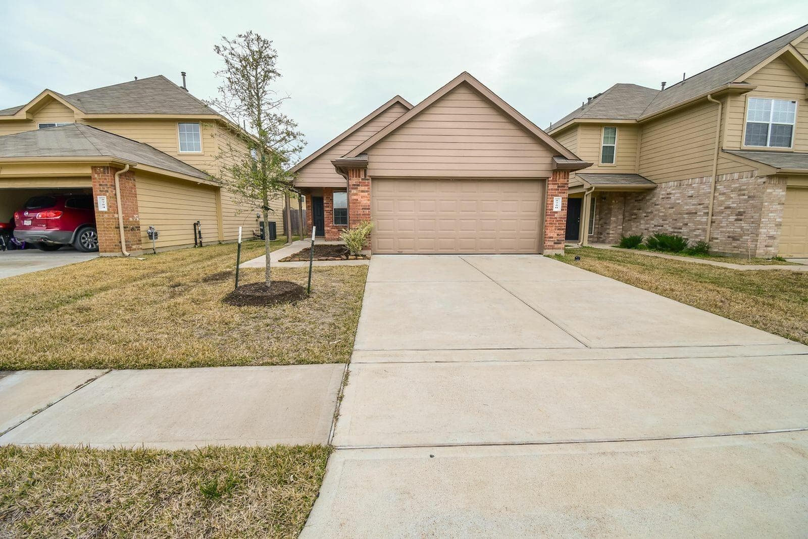 5750 Kyle Cove Drive