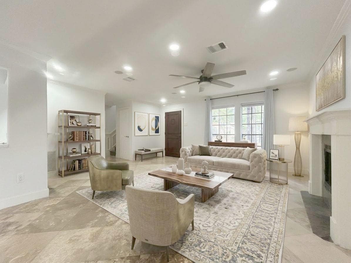 102 E Mistybreeze Circle