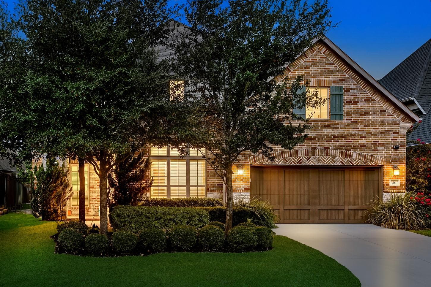 55 Twin Ponds Place