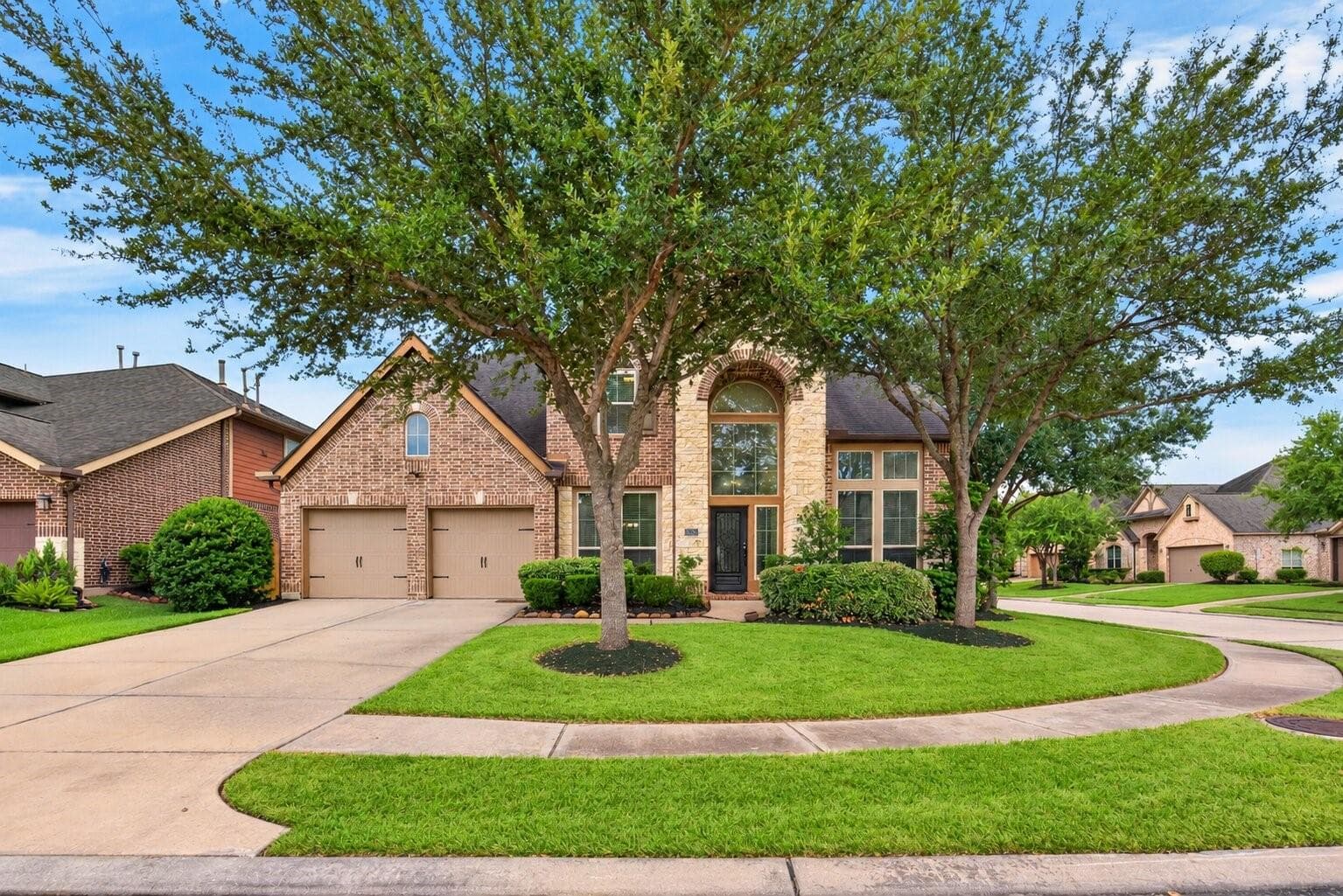 3505 Harvest Moon Lane