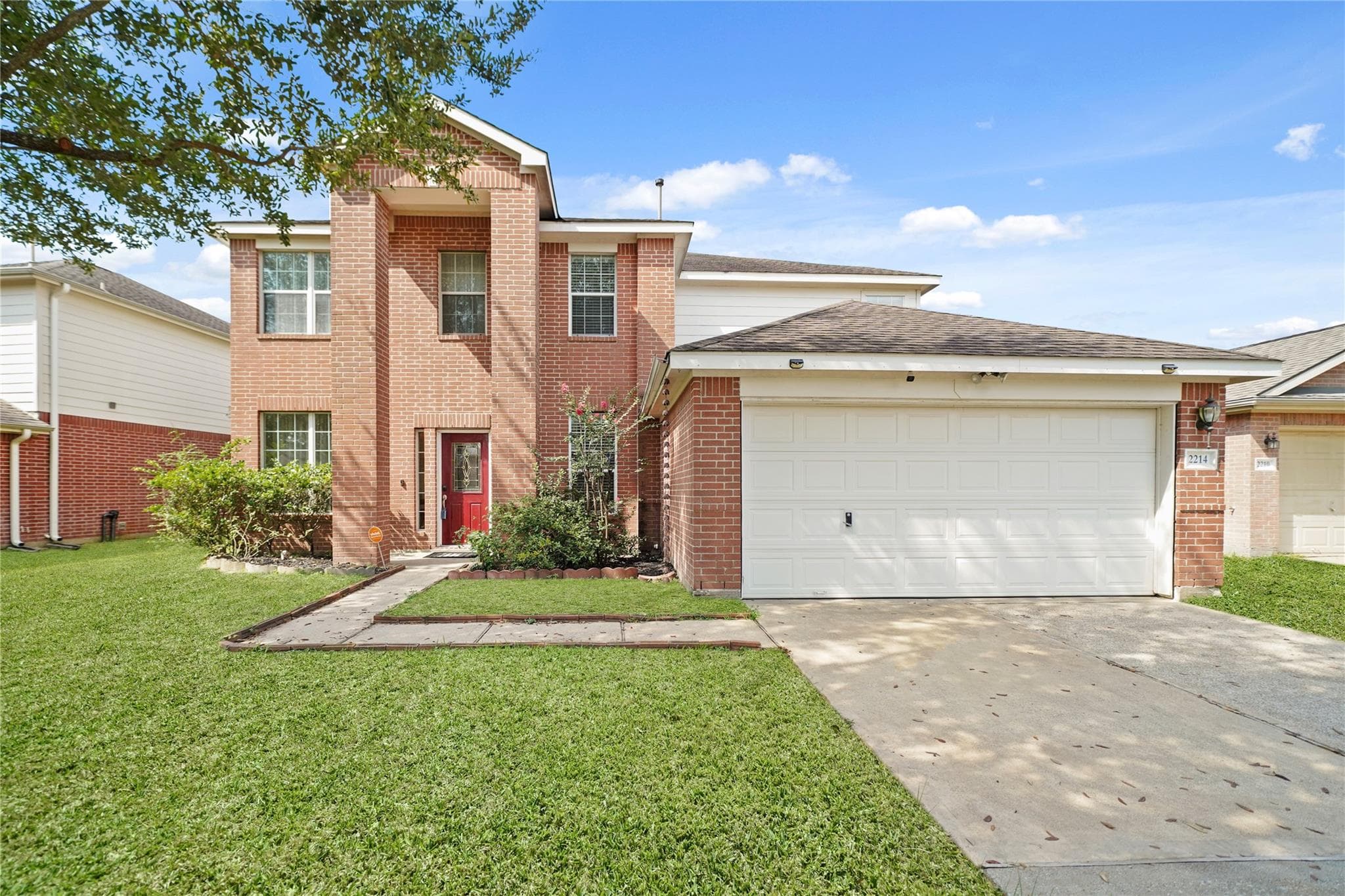 2214 Tremont Trail Lane