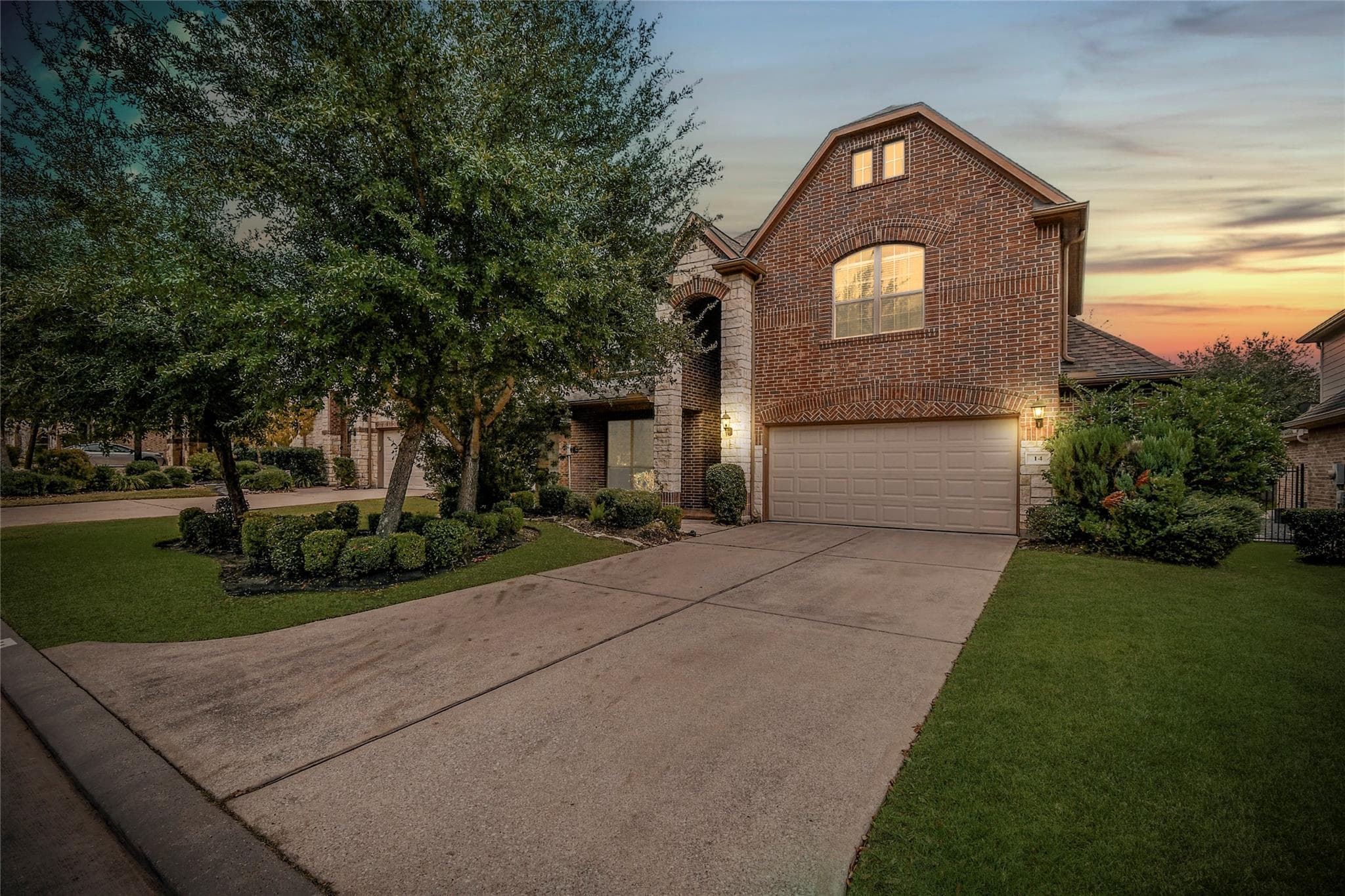 14 S Estherwood Place