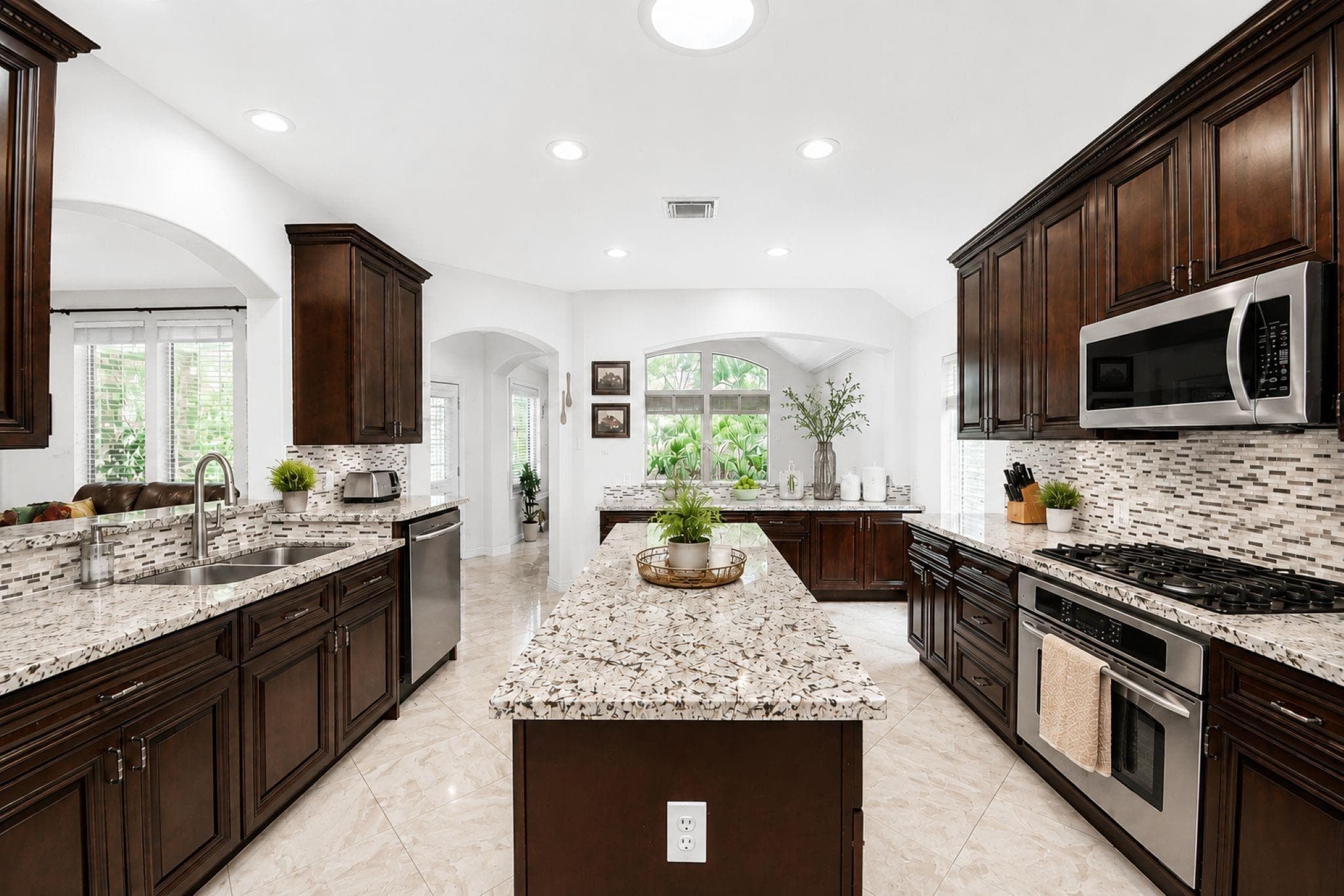 21123 Dover Park Lane