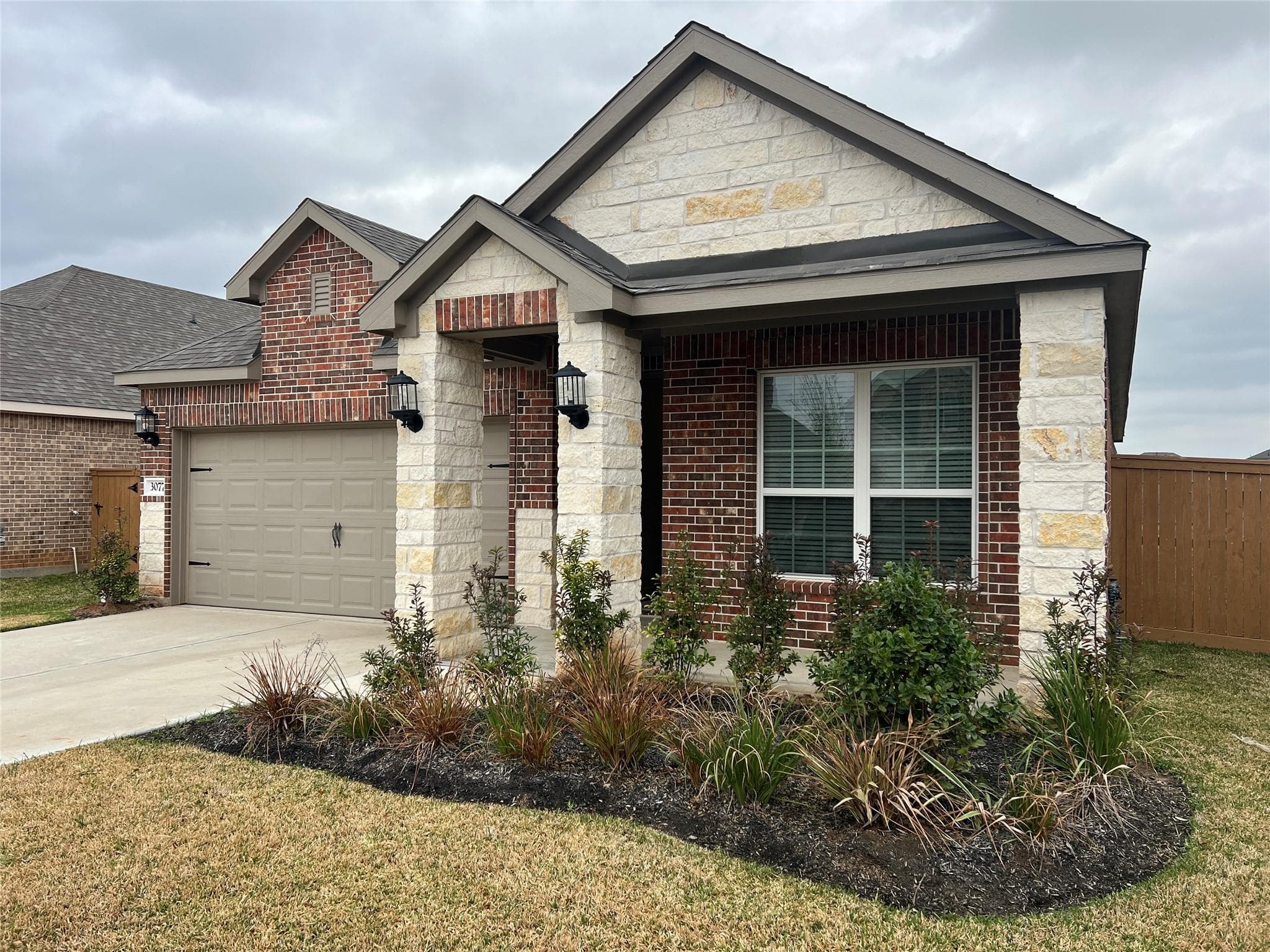 3077 Sunmoon Lane