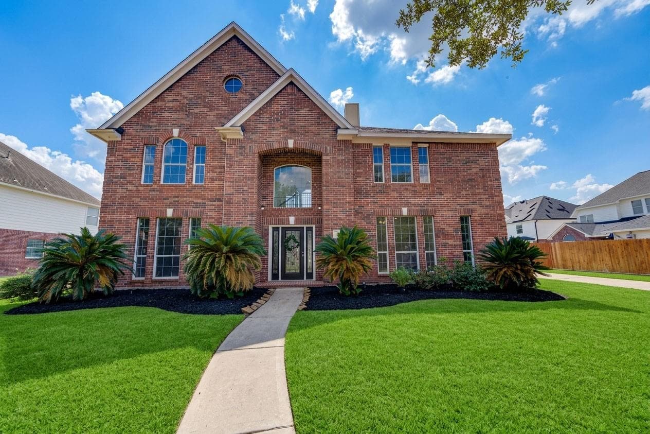 20315 Lakeland Falls Drive