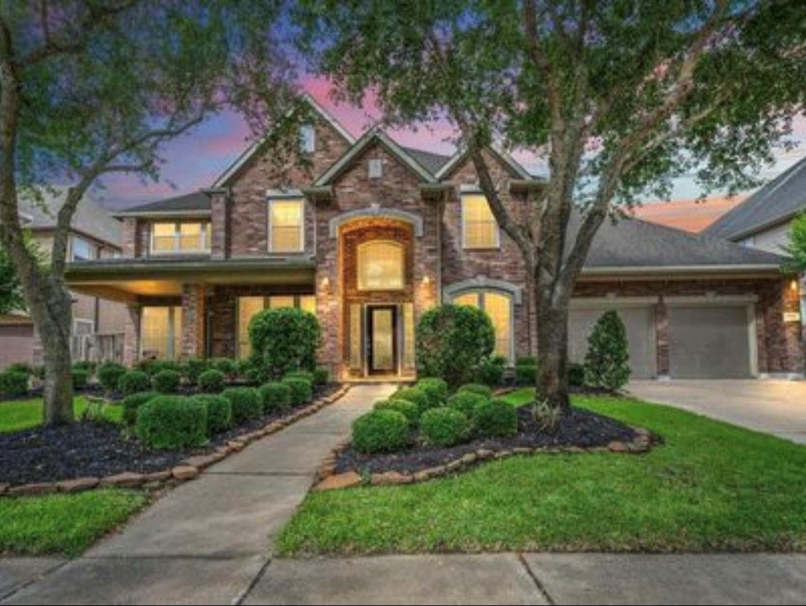 5923 Dillon Creek Lane