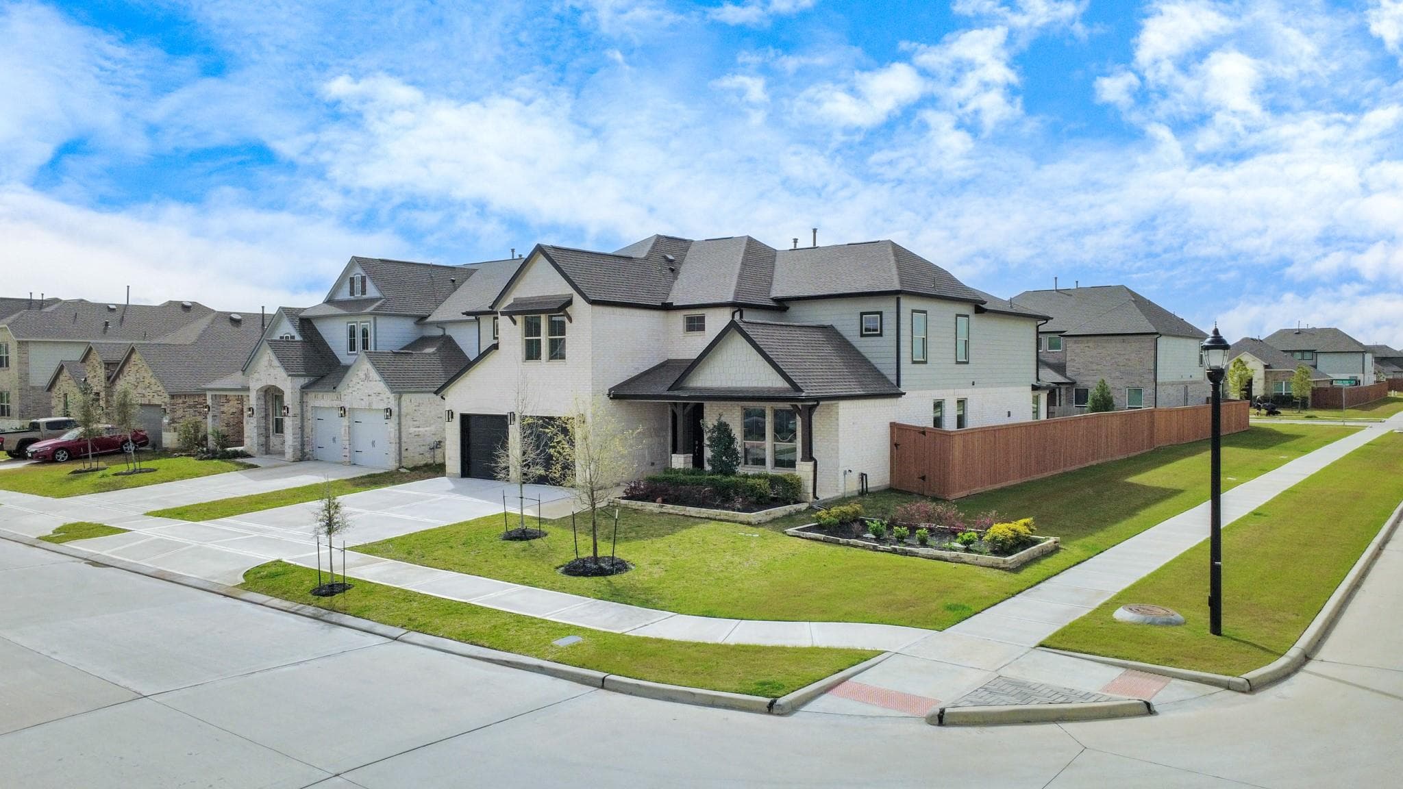 1500 Sunrise Gables Drive