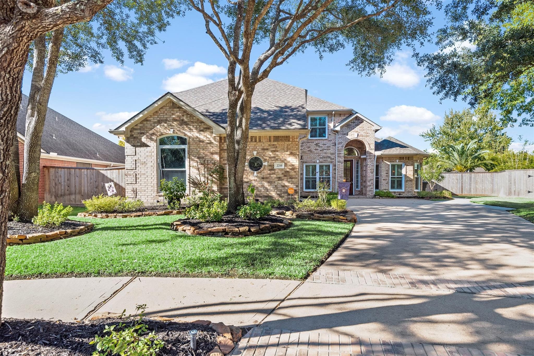 2210 Dorman Court