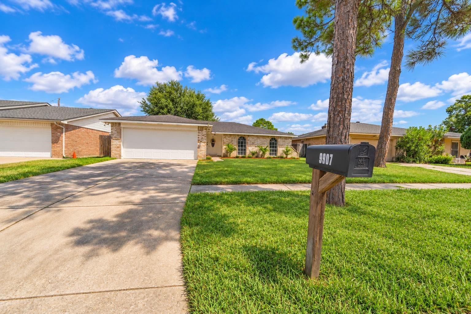 9907 Towne Brook Lane