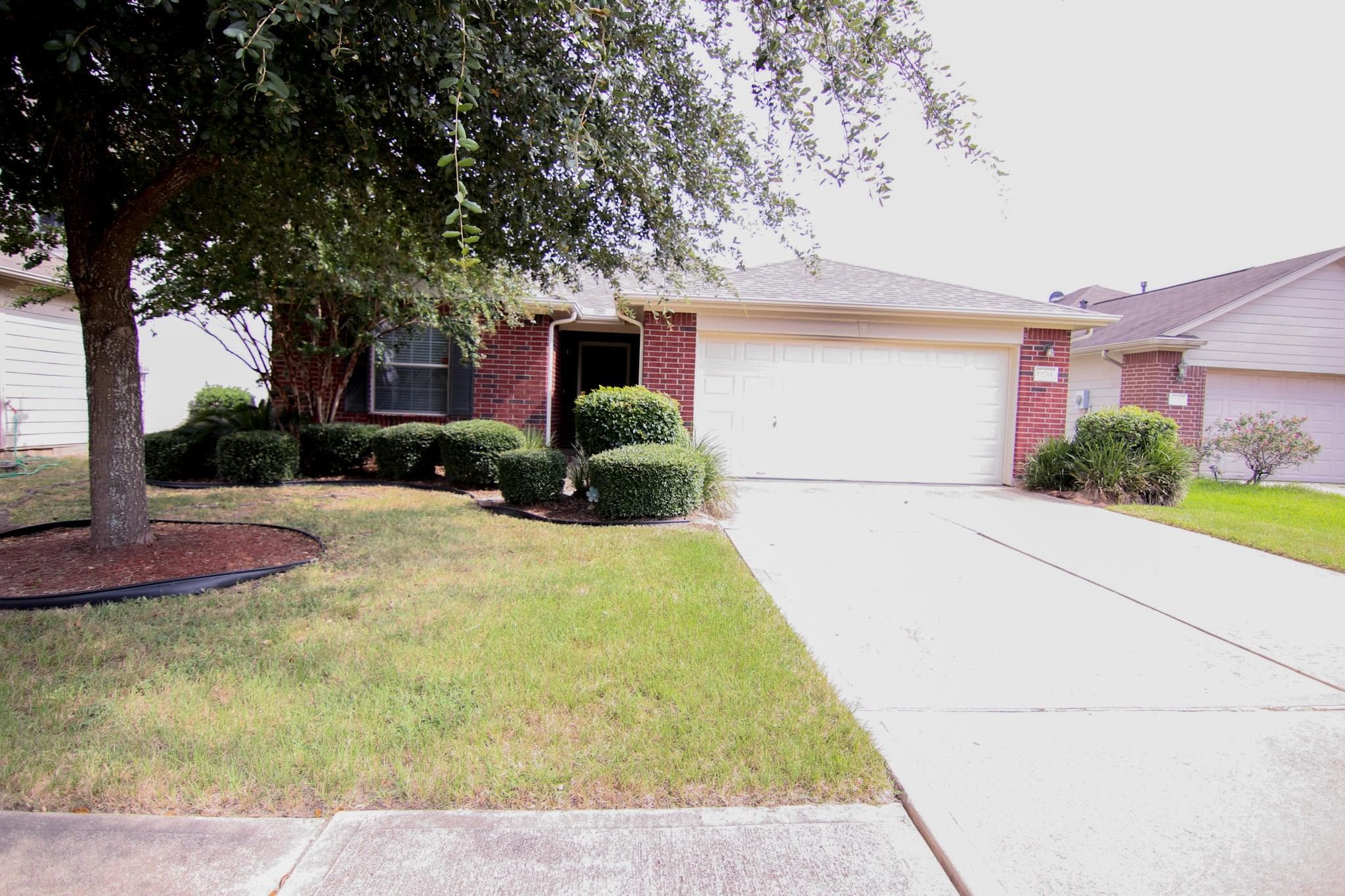 19714 Greenside Hill