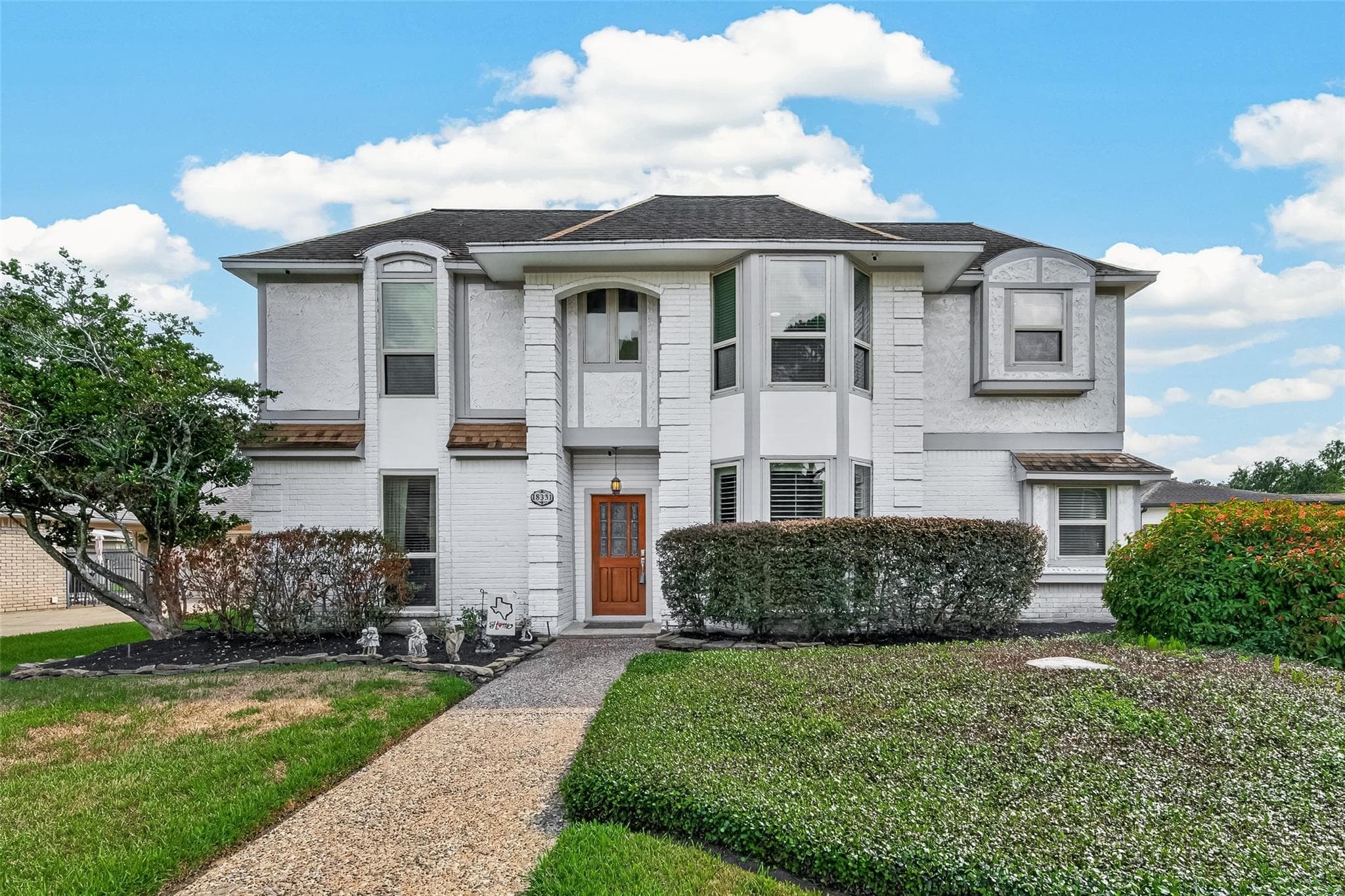 18331 Longcliffe Drive