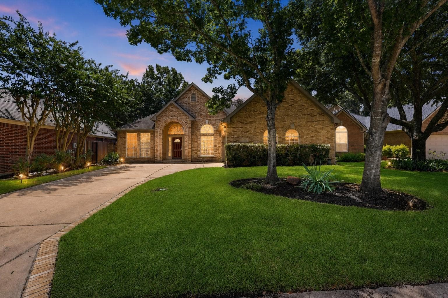 21015 Eagle Bend