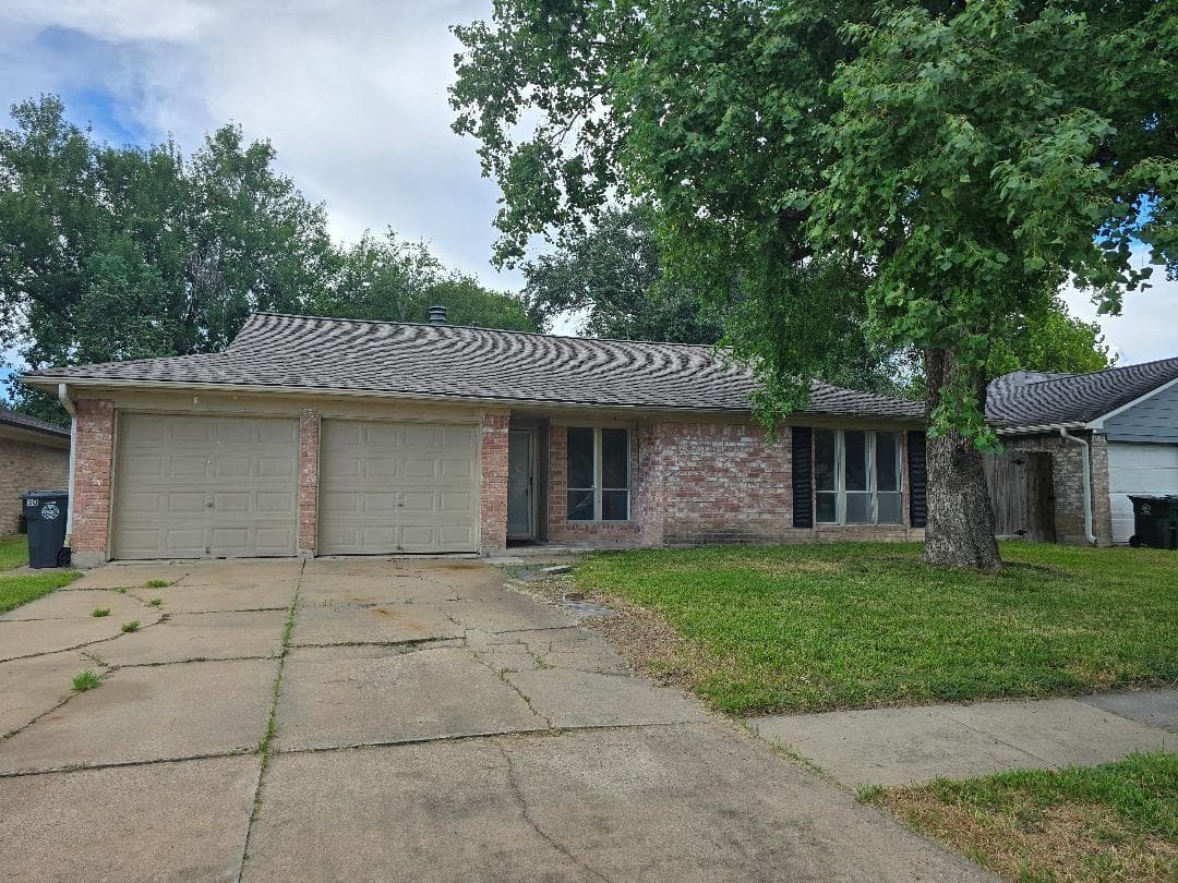 13630 Greenway Drive