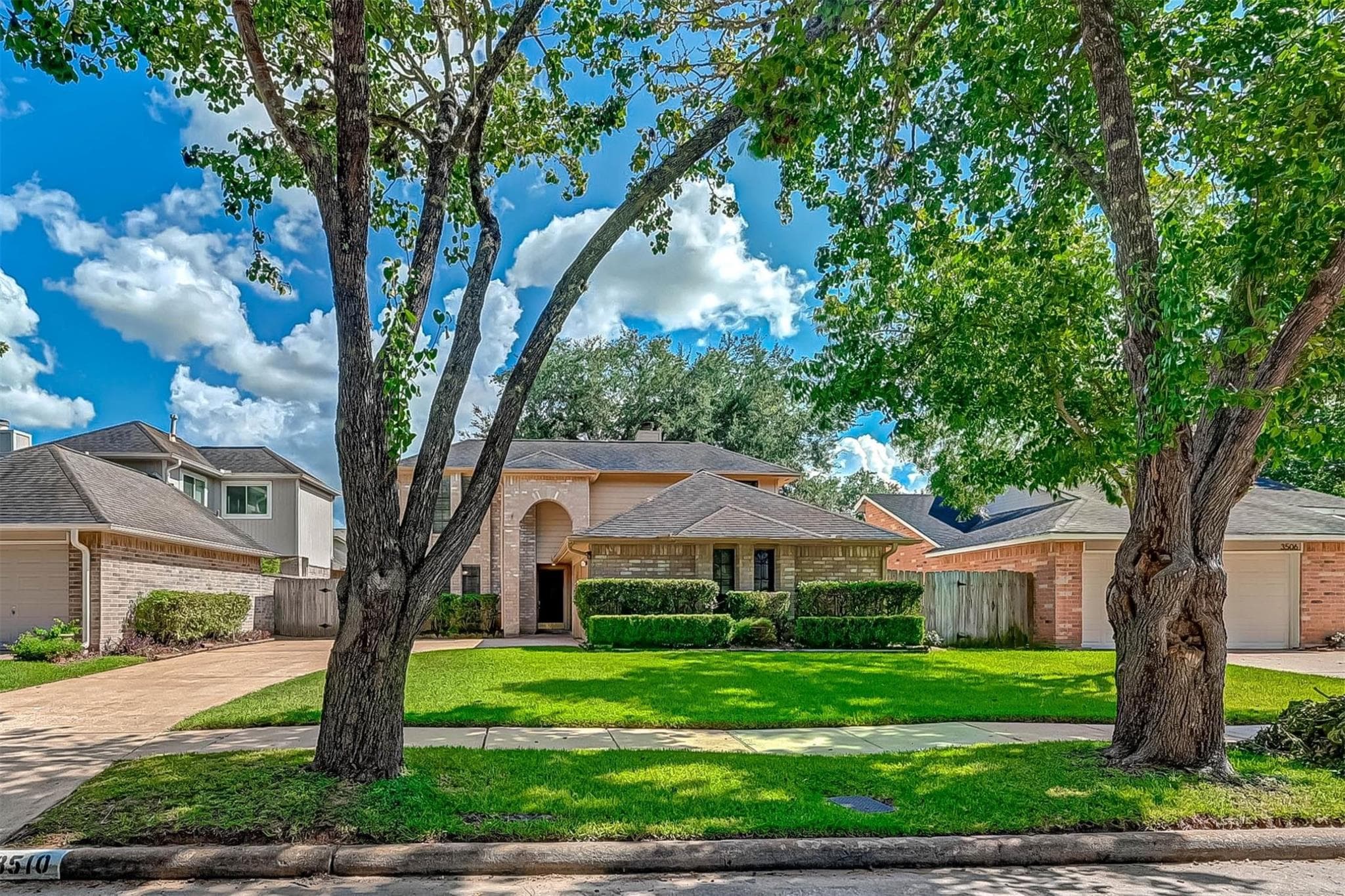 3510 Greenwood Dr Drive