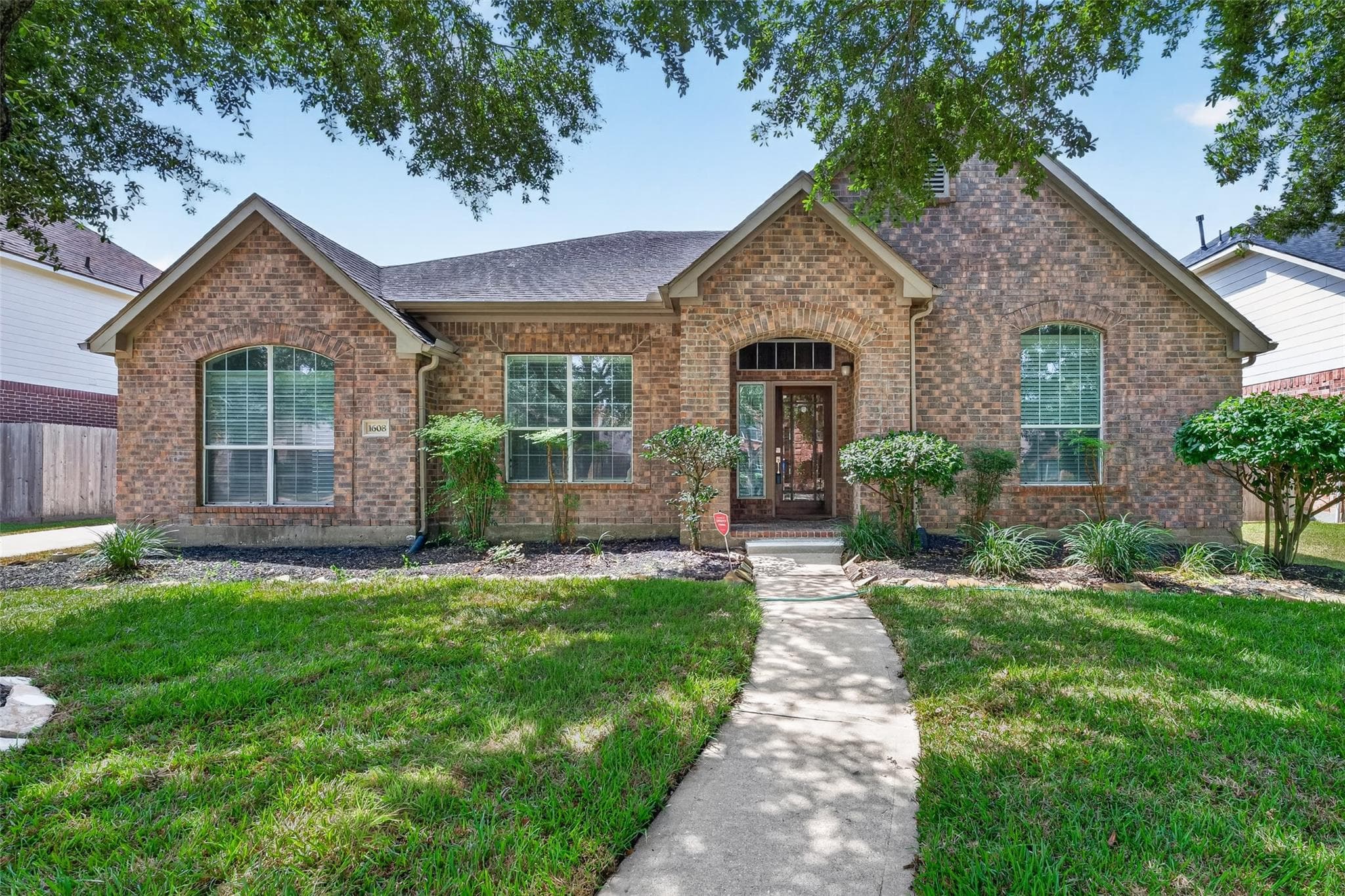 1608 Spring Glen Lane