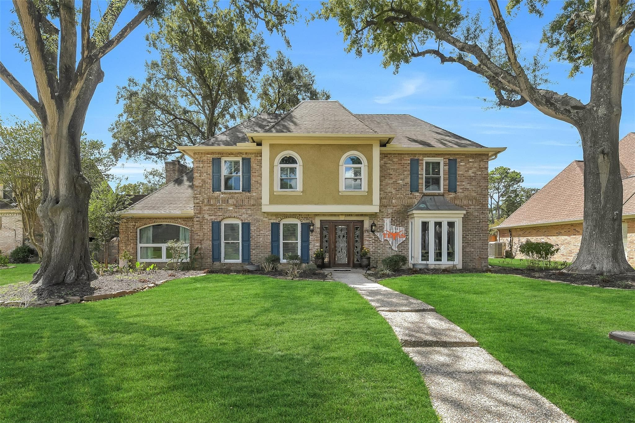 20015 Britannia Drive