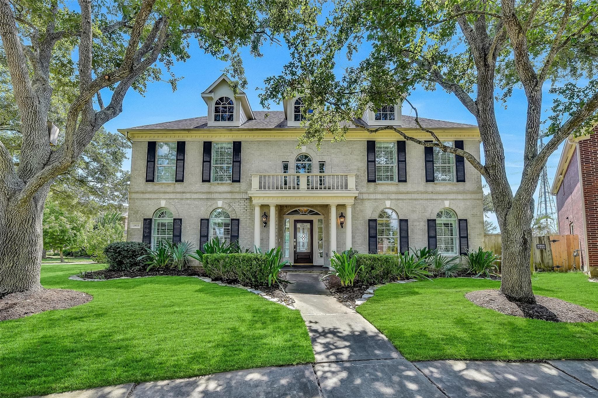 2803 Senova Court