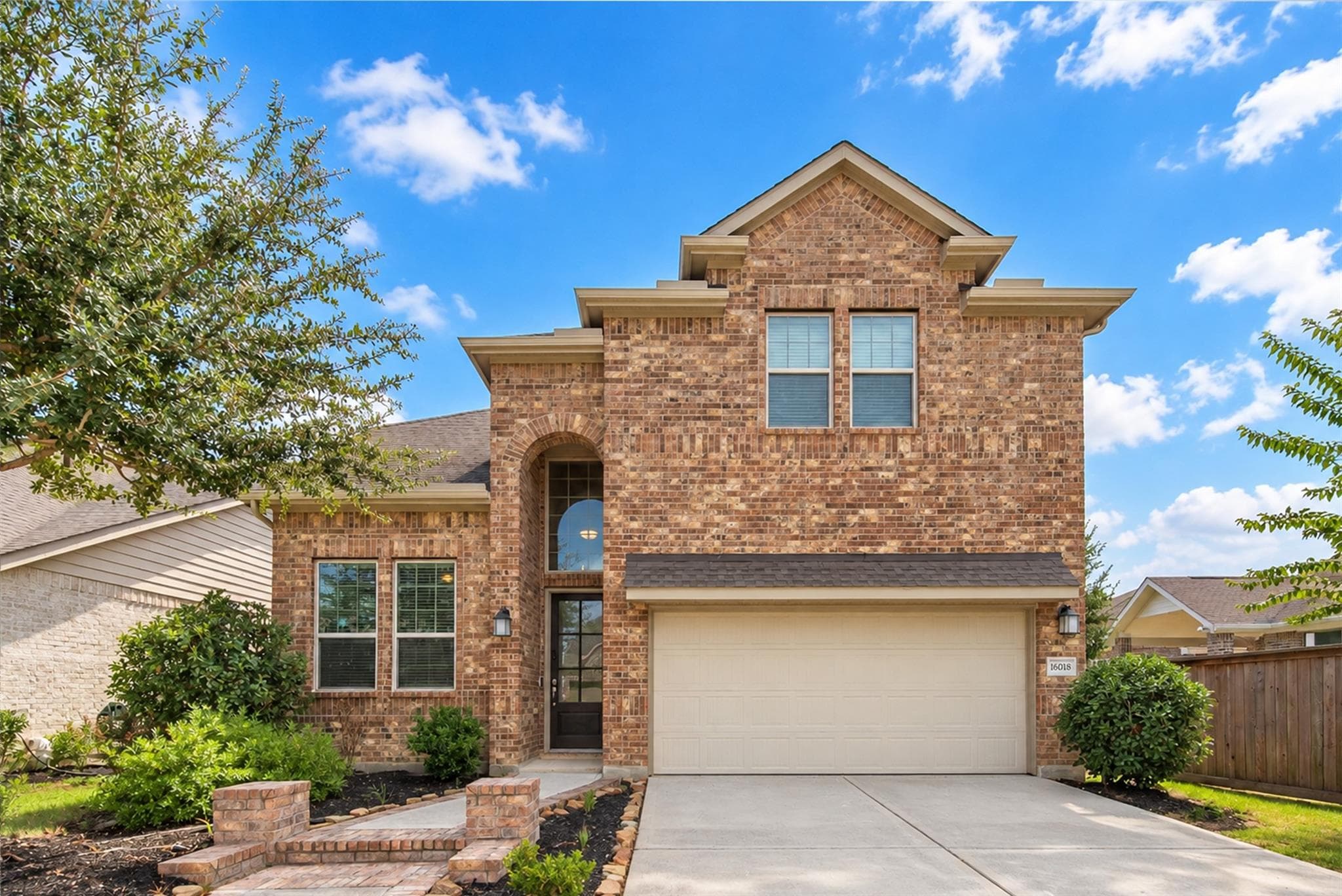 16018 Muster Oak Drive