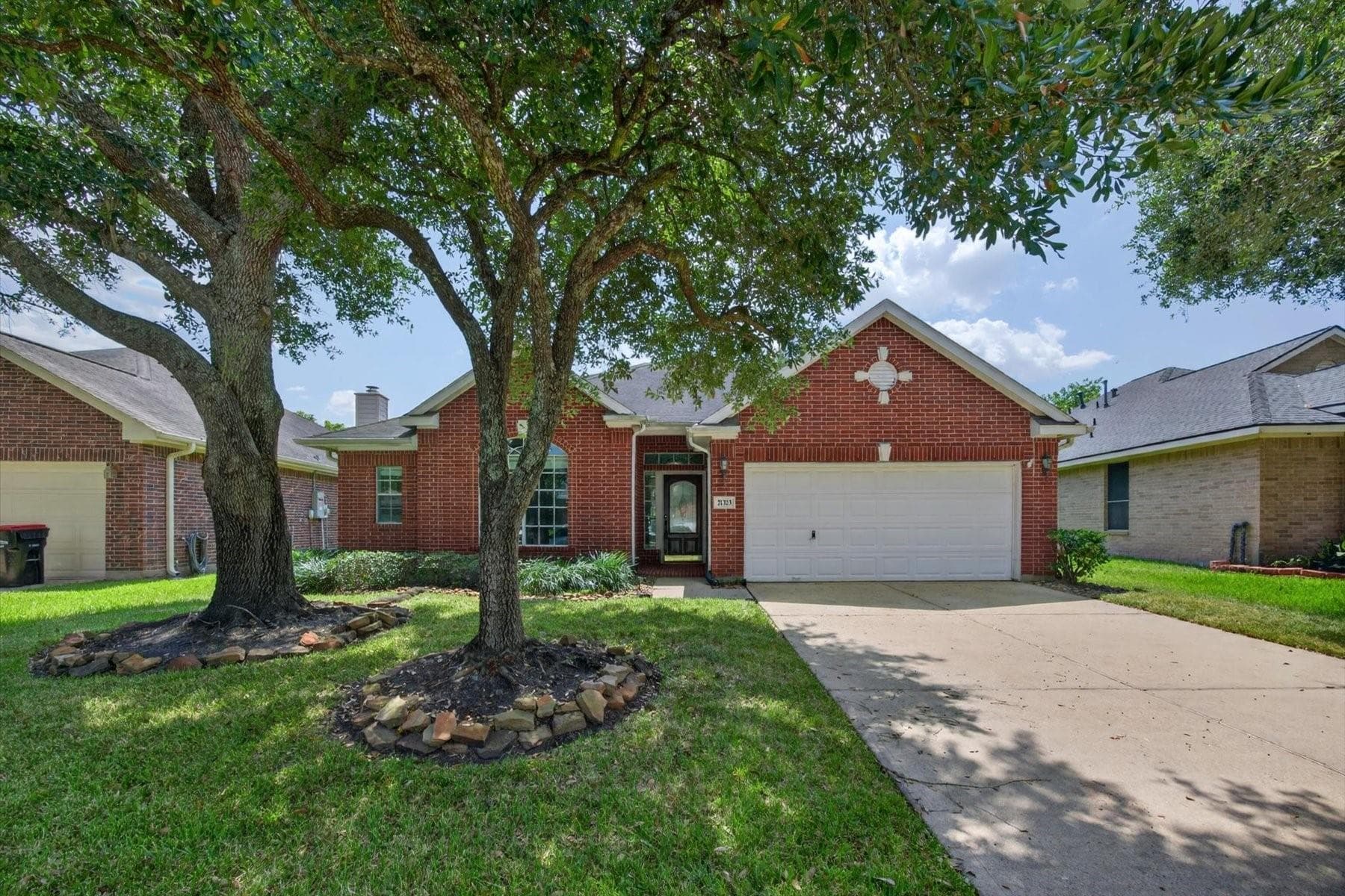21323 Pebble Pine Trail