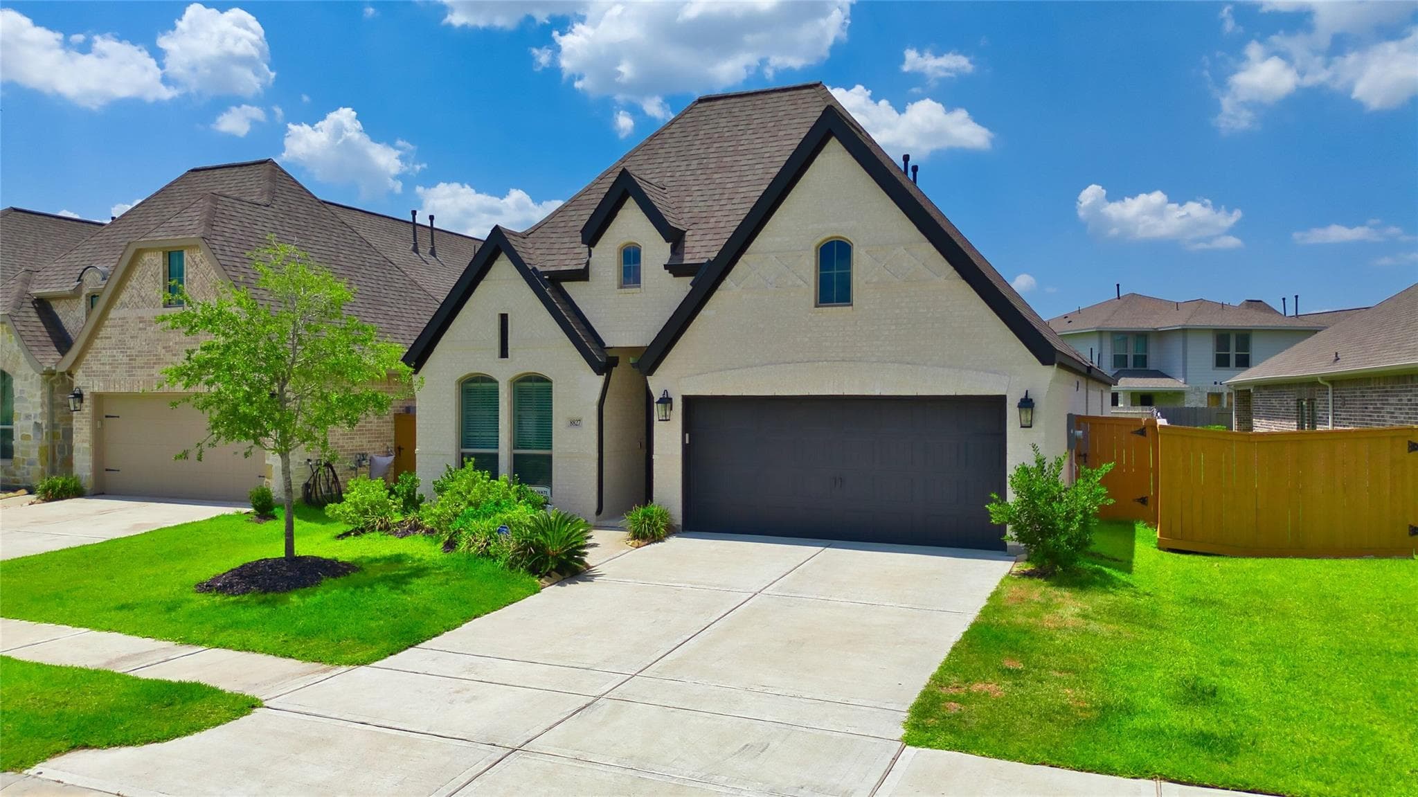 8827 Harbor Pines Drive
