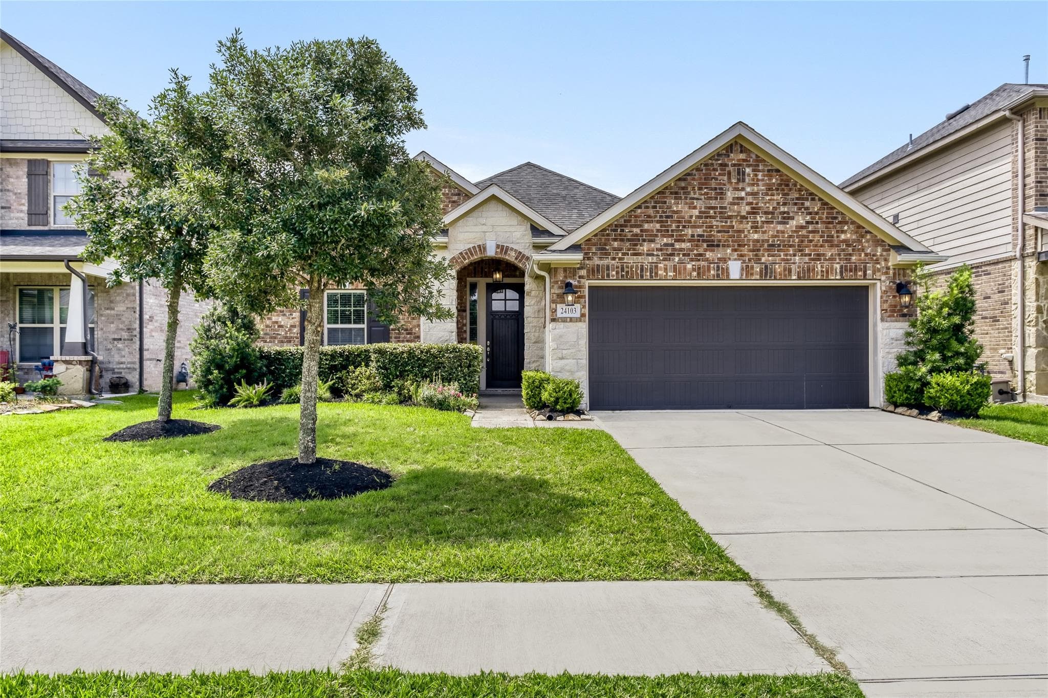 24103 Kingdom Isle Lane