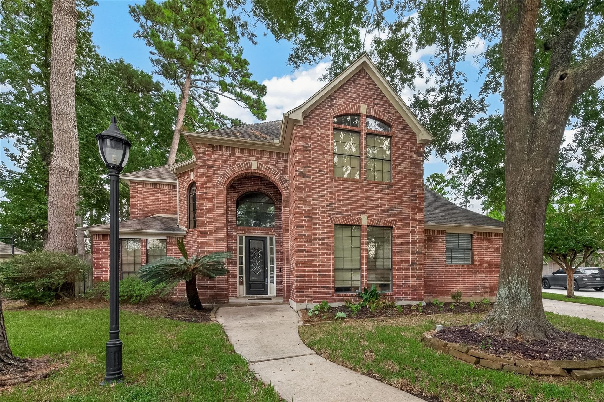 13207 Vinca Court