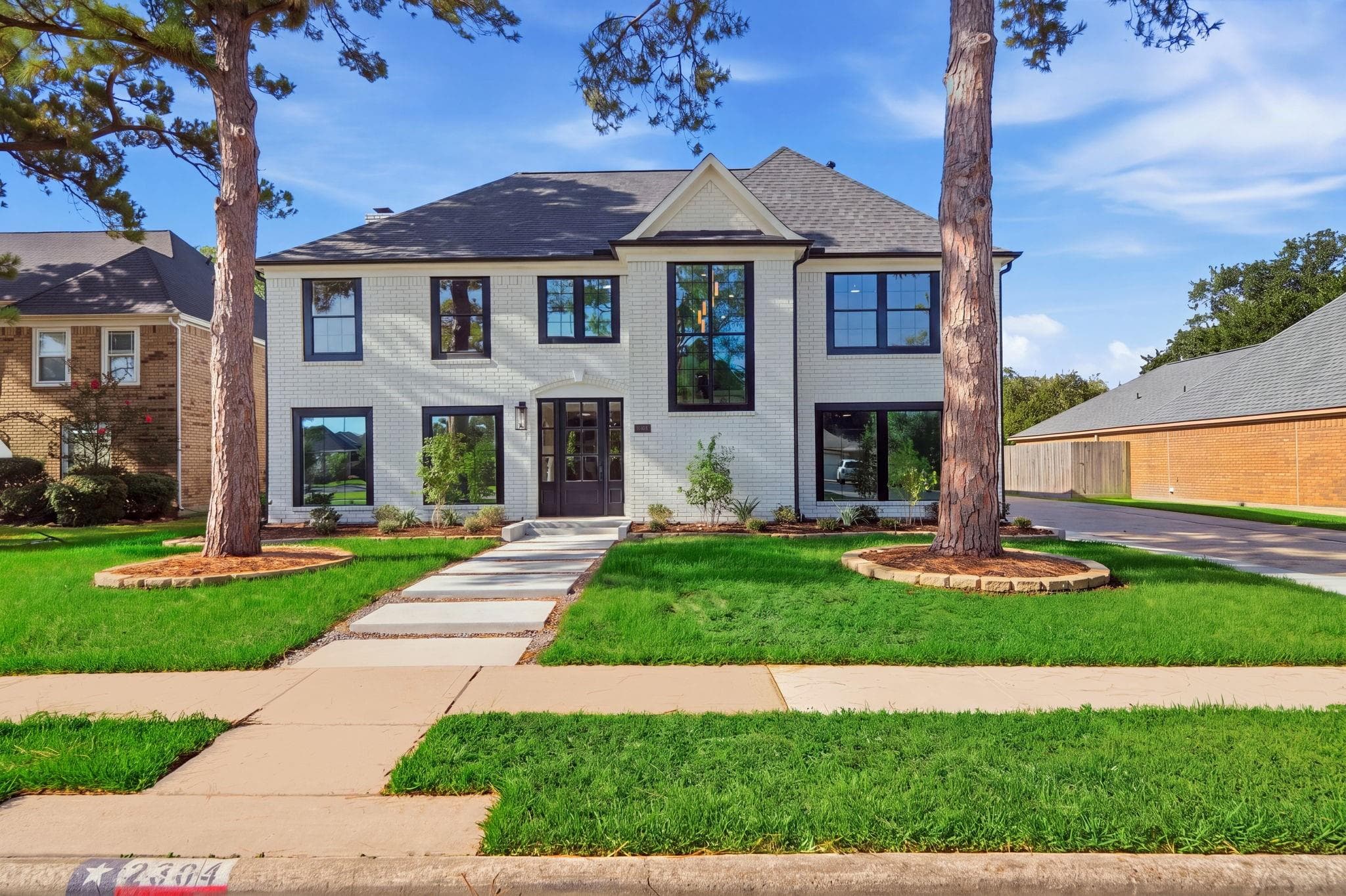 2304 Eagles Way